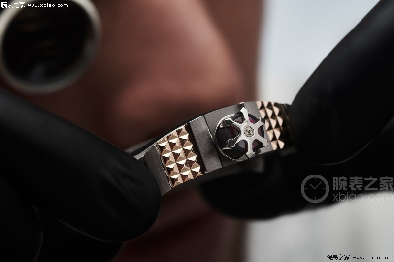 Y S 接受预定 价格终于下来了  理查德米勒RM66金手指 机械飞轮最肯定的是最奢侈的手表之一的收藏,对所有人闪烁,以看到"角"的手标志,象征了一代人,一个思想流派,一个精神状态。