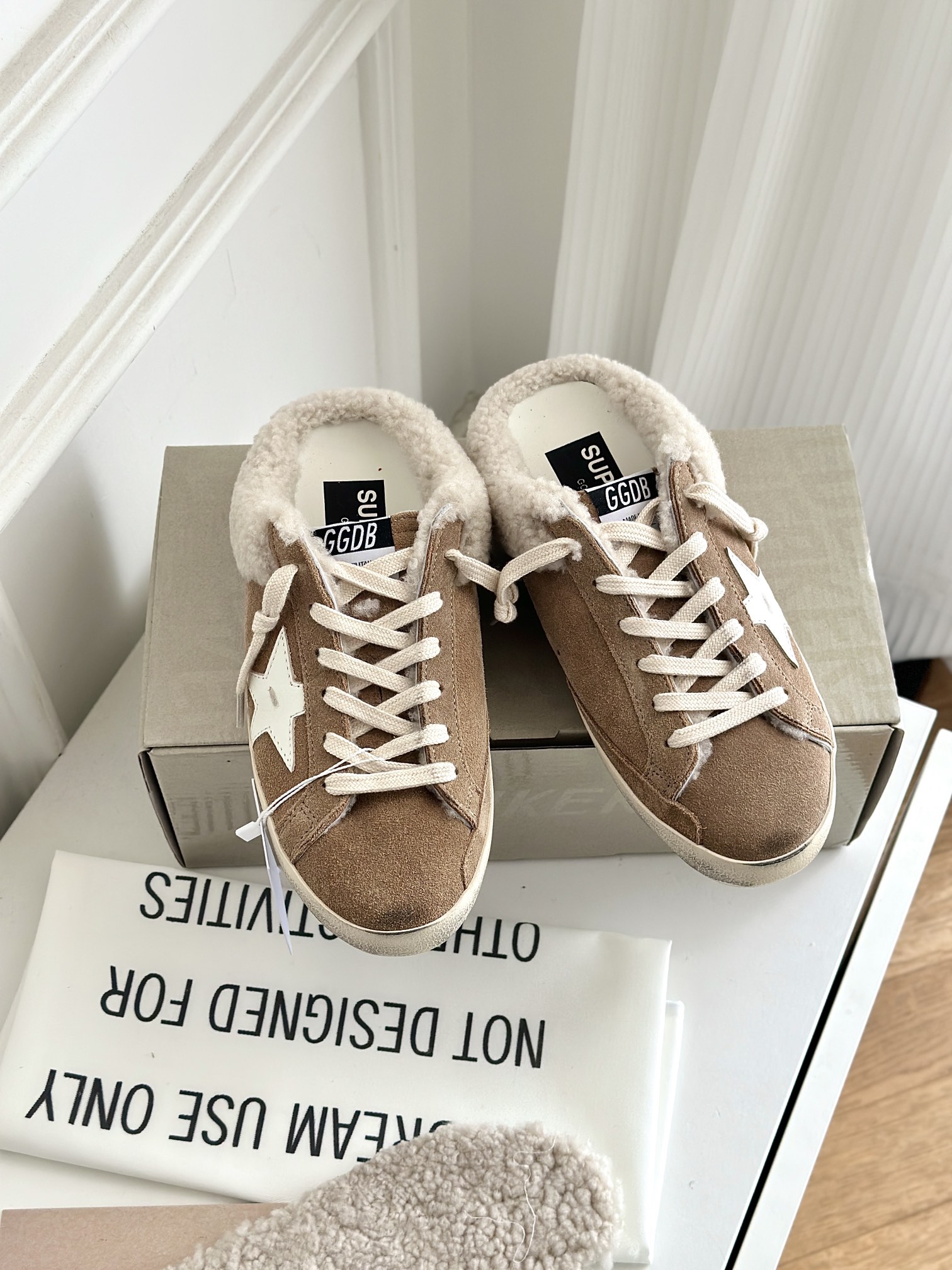 Golden Goose Skateboard Shoes Half Slippers Gold Cowhide Lambswool TPU Wool