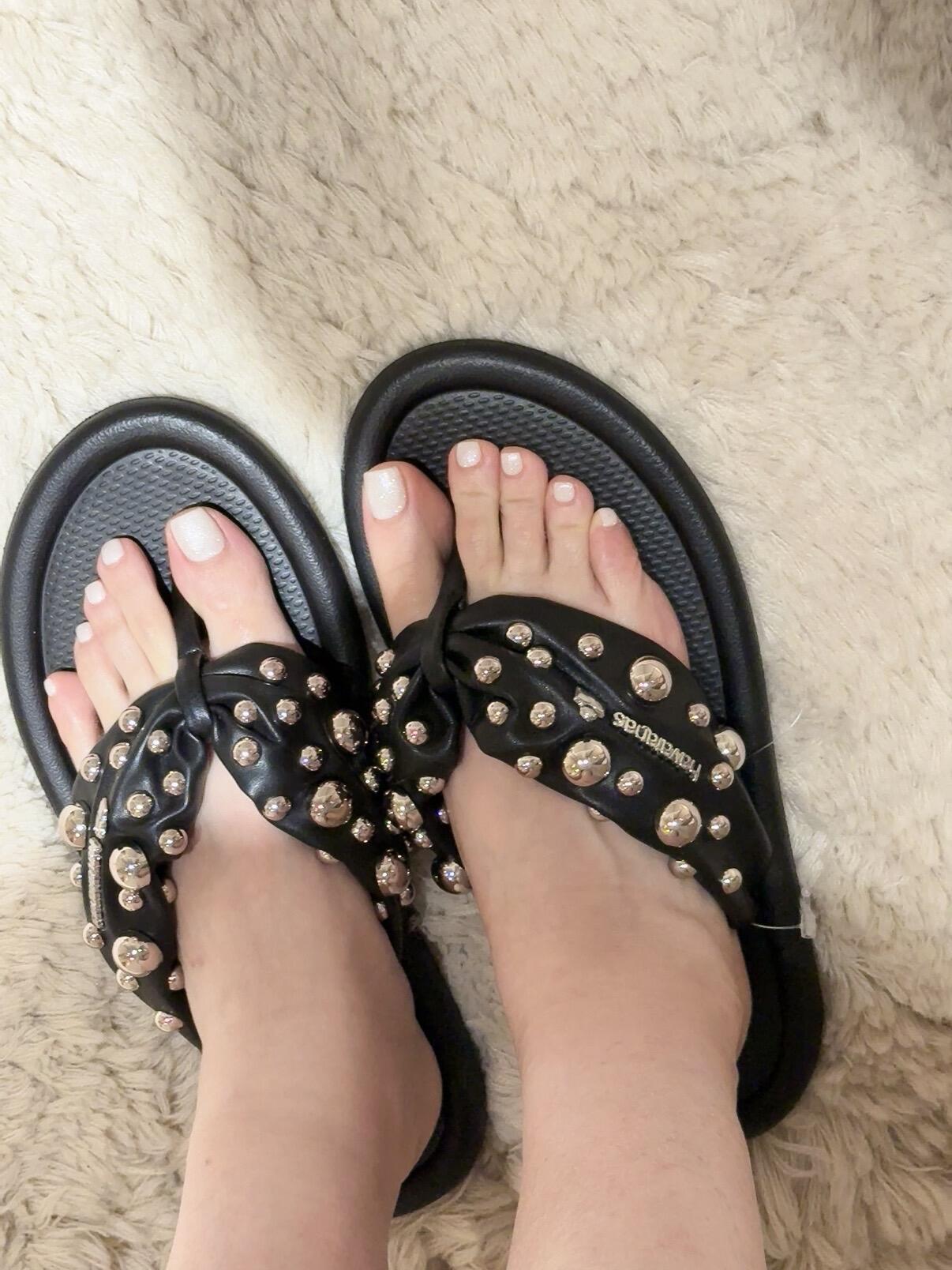 NO:928694,Matching demonstration, split-toe shoes19860909搭配示范,分趾鞋,Women's Shoes