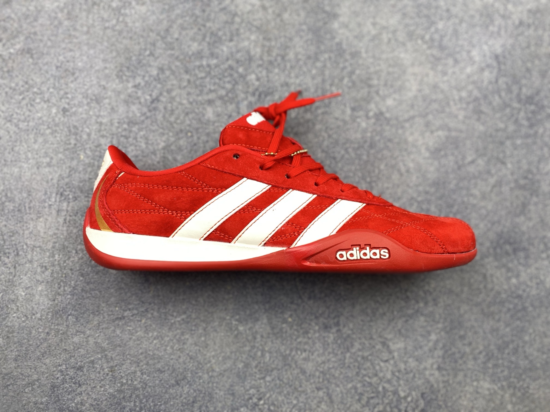 _dw89soIOtQLE1Uo5W7_nI7MJioJKmT3-bWNo-xA