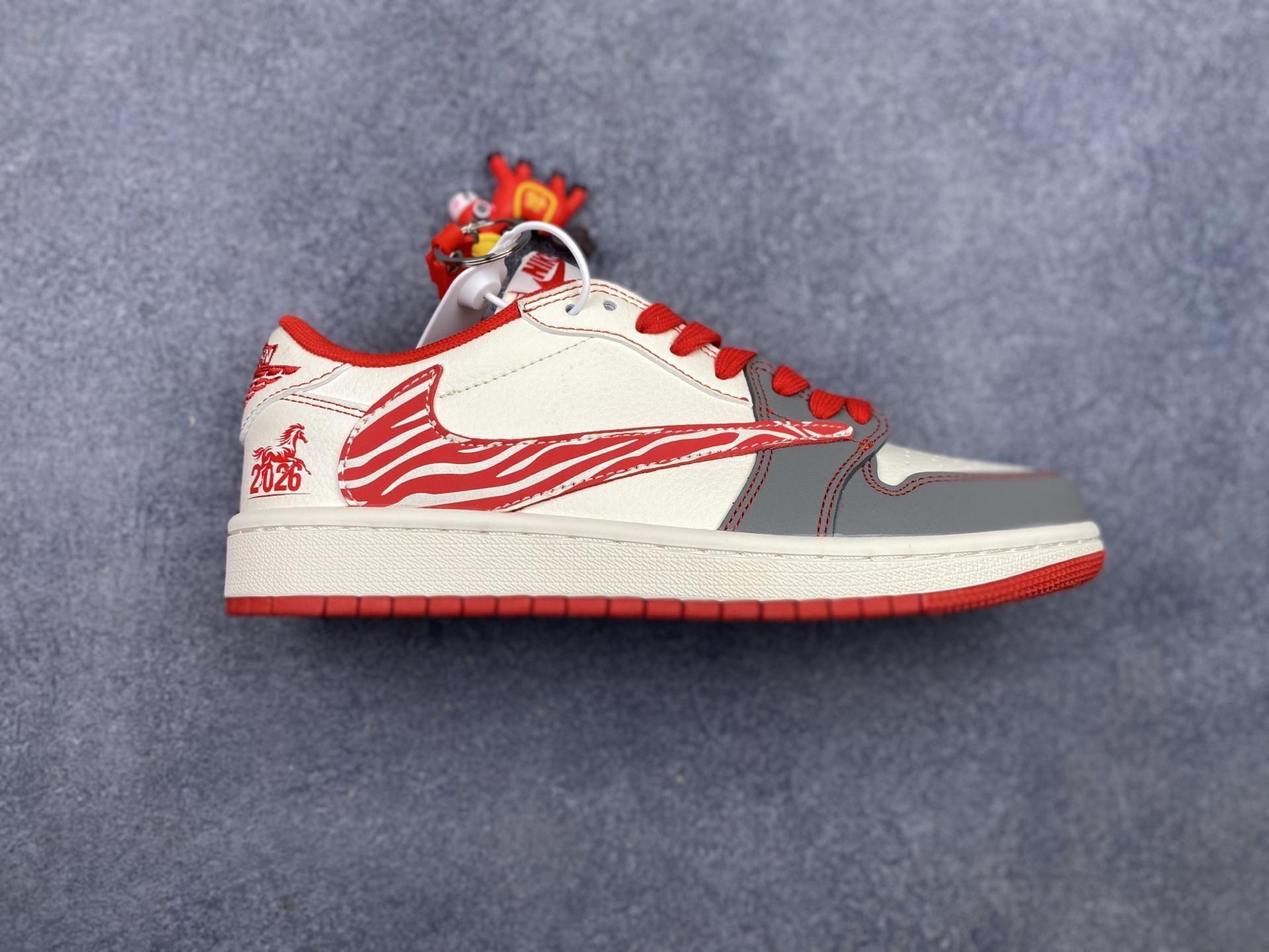 _d0W9sbSz6l_ATVR7AbmpkqMLb4PZVI8rq8cs3WQ