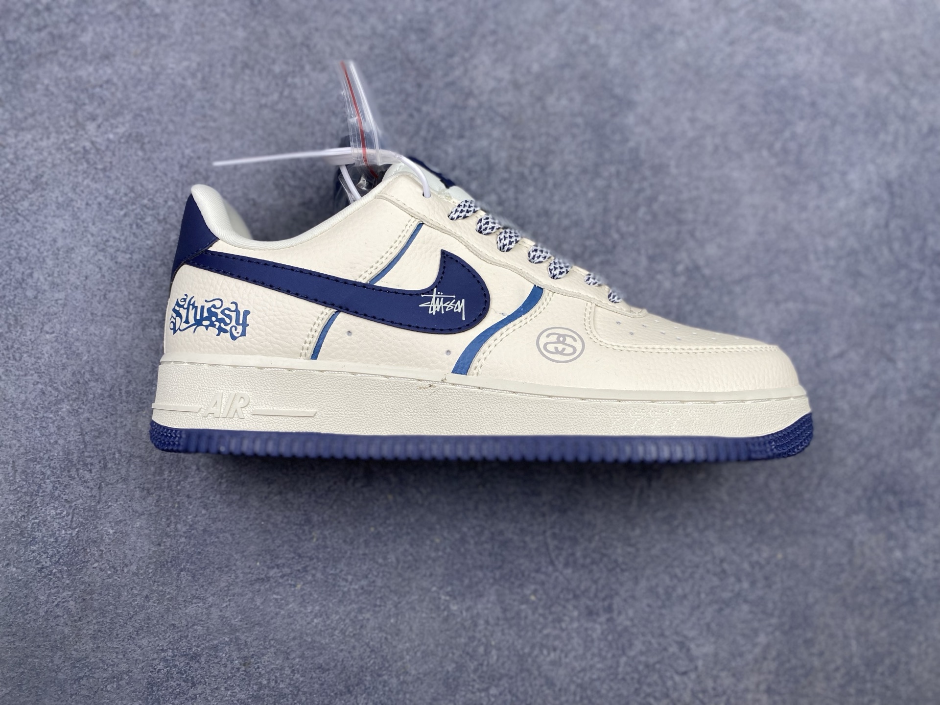 _d-G9sXzUeHtS6awzmN2pT3uuh7_fuHFEao1W-_w