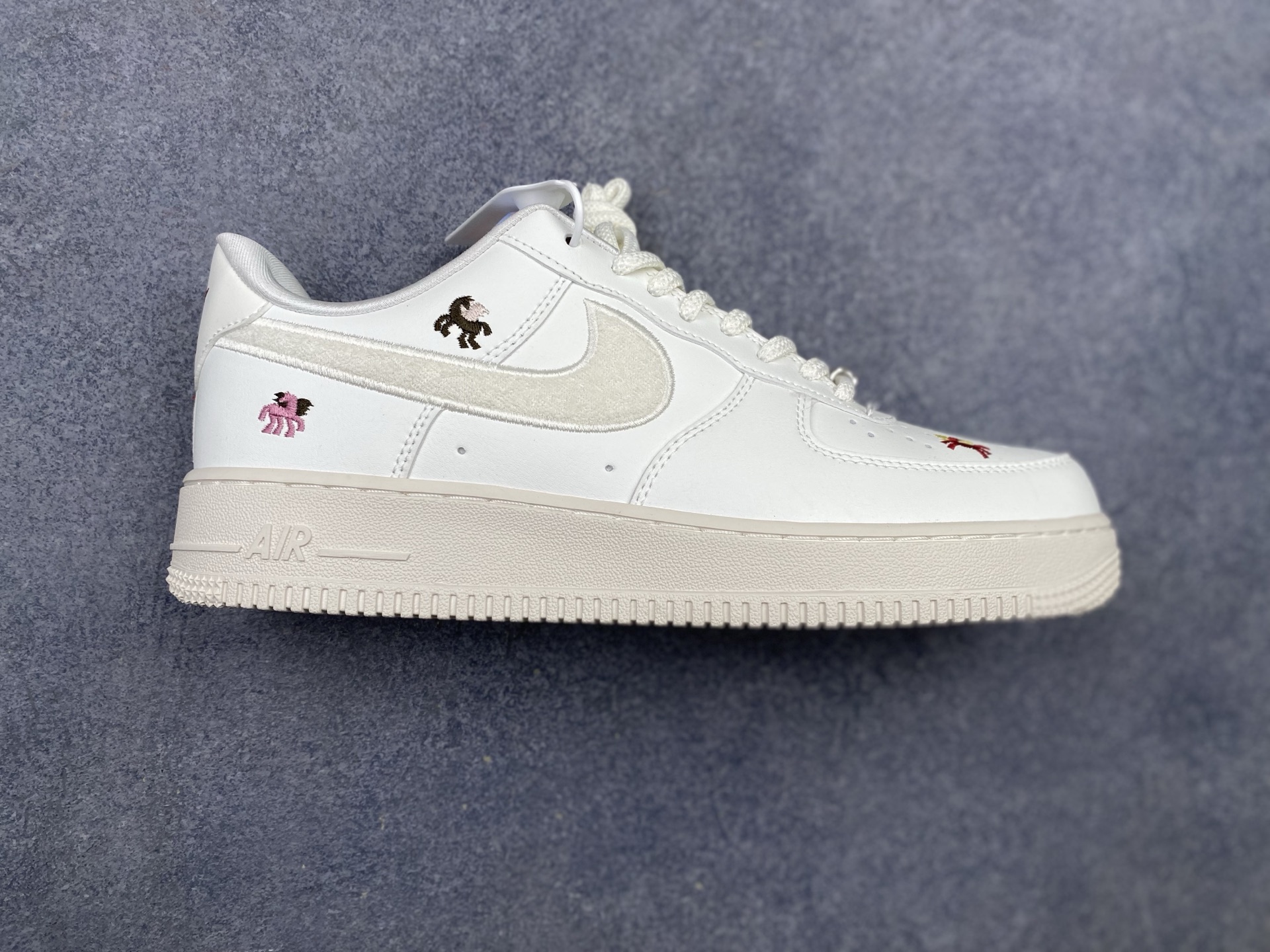 _dbc9s_v23sQtik-I5uhgThkWvAYauJ6Df8eiMYA