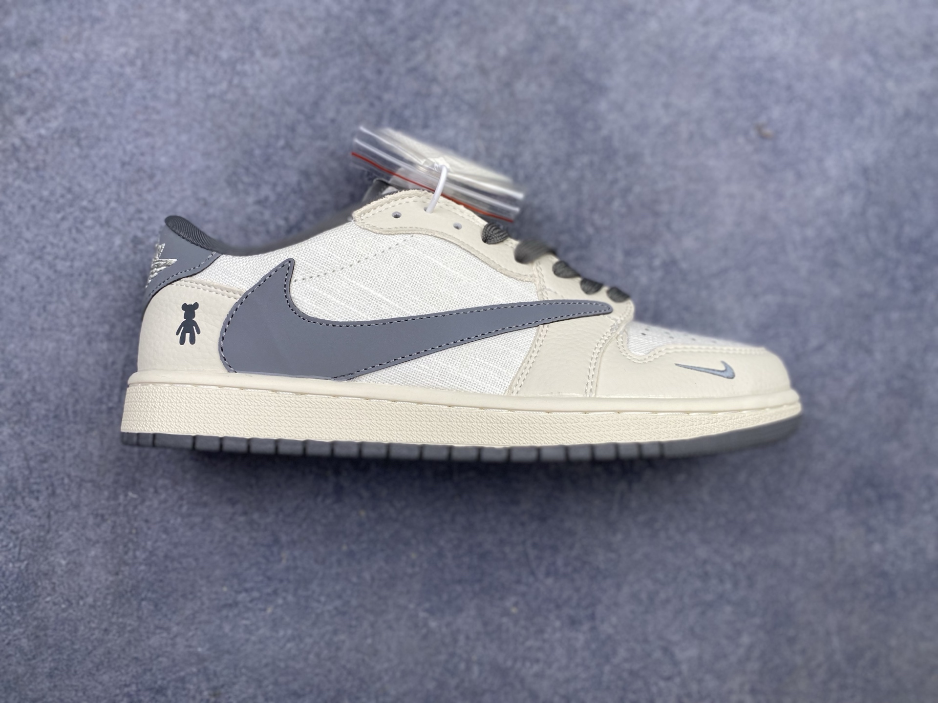 _d_U9sEKXH27OwPplRqRMw5jU7o8mJ6qKPuFyGNQ