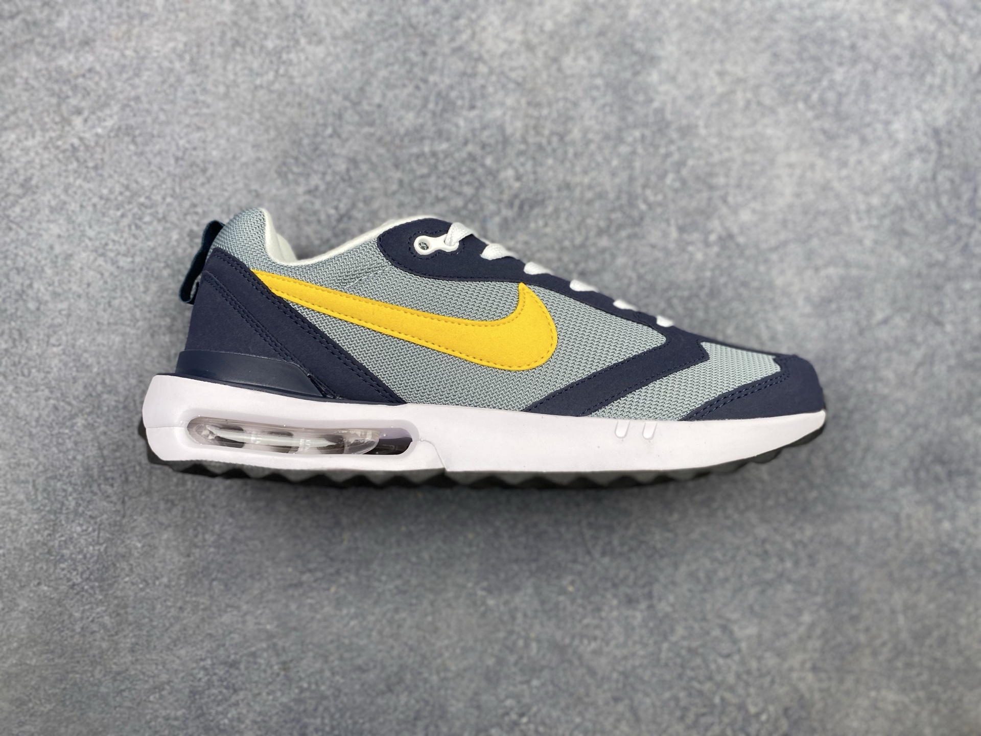 _dzE9sXJNiLTxMQIy19zNfMhFsLjvlLya-SUXWTg