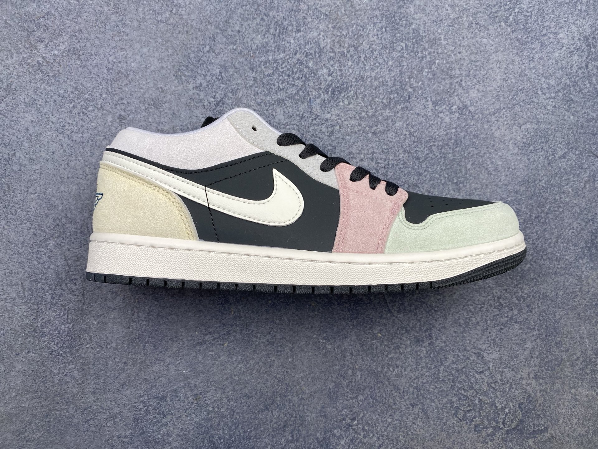 _drk9sXk3IrWVfFICIKz5BHWfiU1j-v9OBLgwUVg