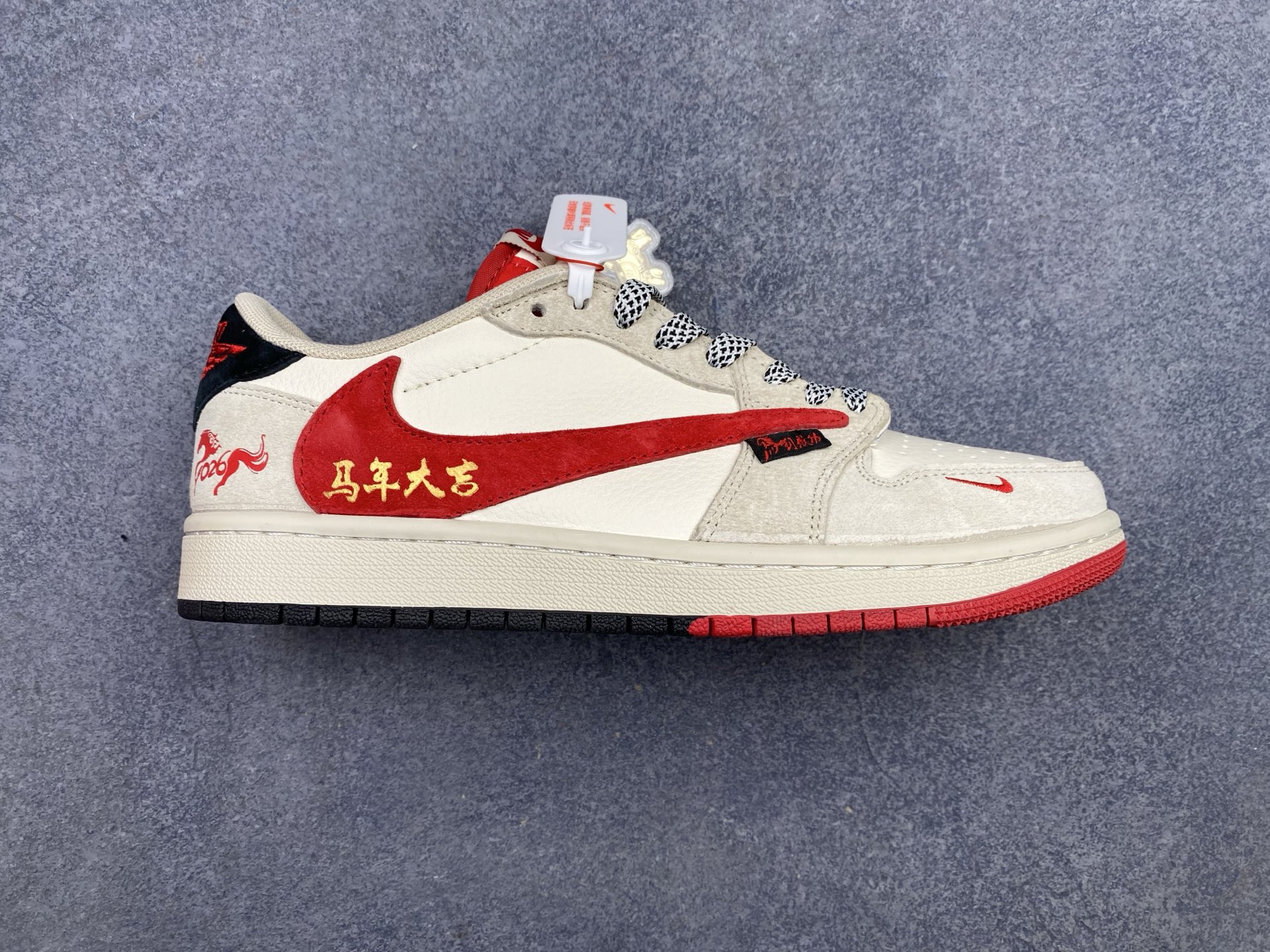 _dhb9sTBB0oZ-mDc7lWPB7ZNyCX-It9oKzLzEPtQ