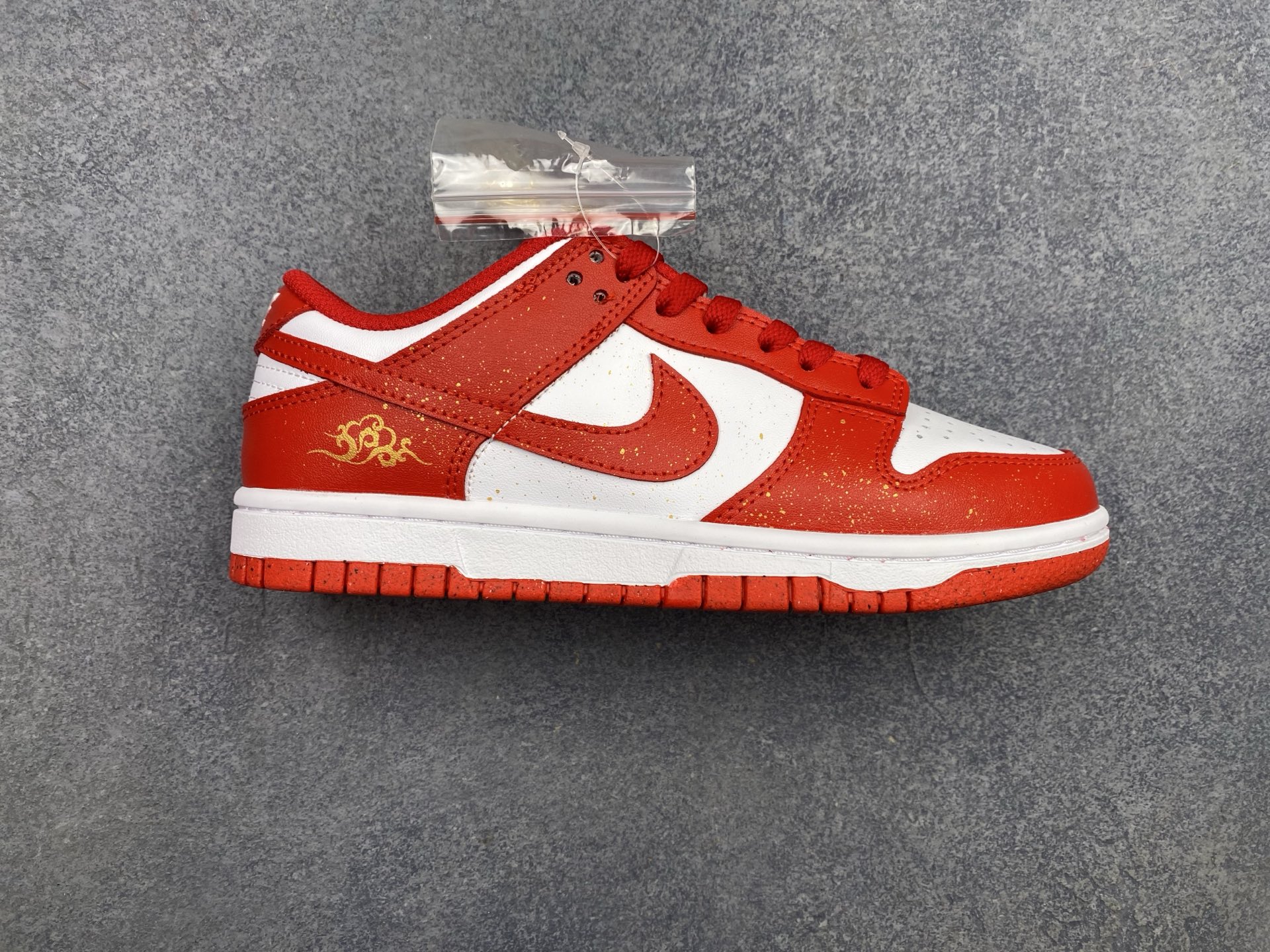 _dMq9szl1mRnRRsLrbiUiFpr-VIUc_BgbkZdsXtQ