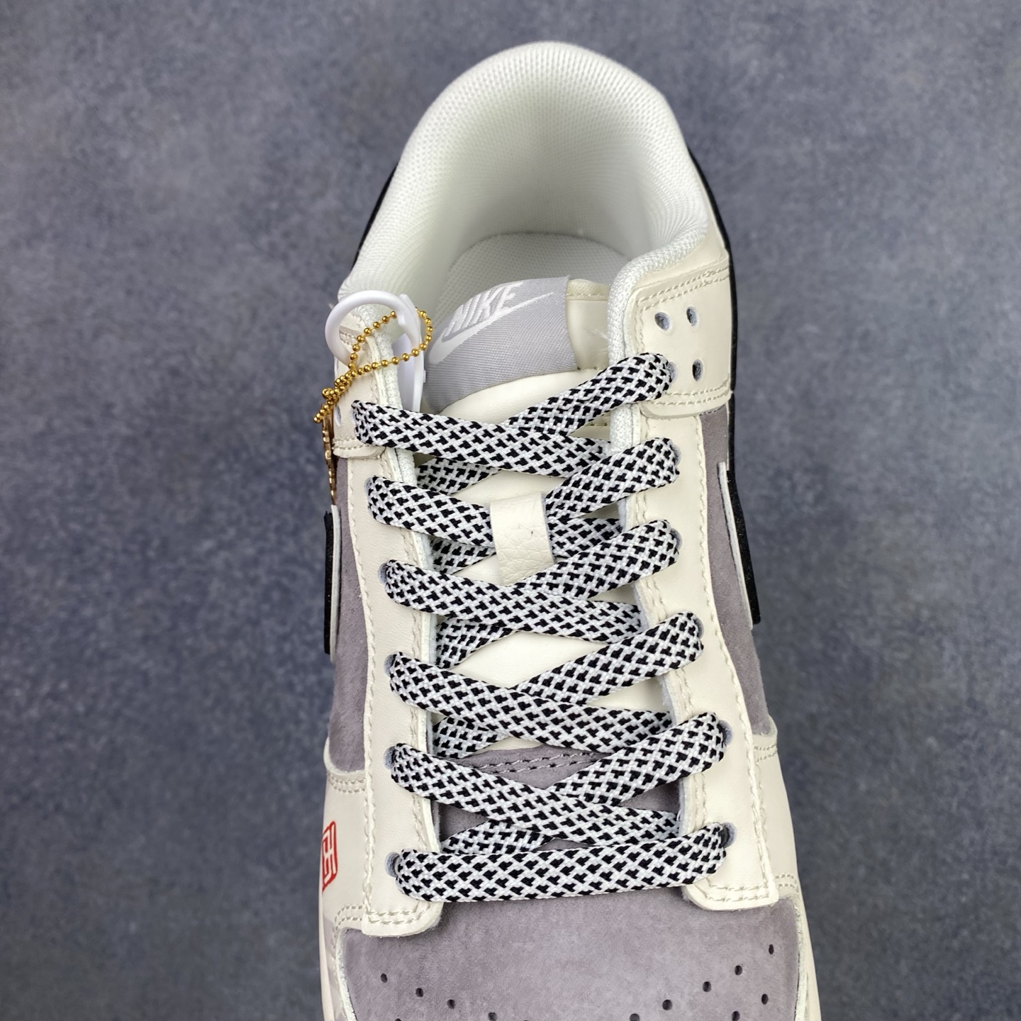 特价 DIY 特价 海外爆款限量发售!高端定制Nike SB Dunk Low “巴黎世家联名---米白灰”高端定制 特价 DIY 特价 海外爆款限量发售!高端定制Nike SB Dunk Low “巴黎世家联名---米白灰”高端定制