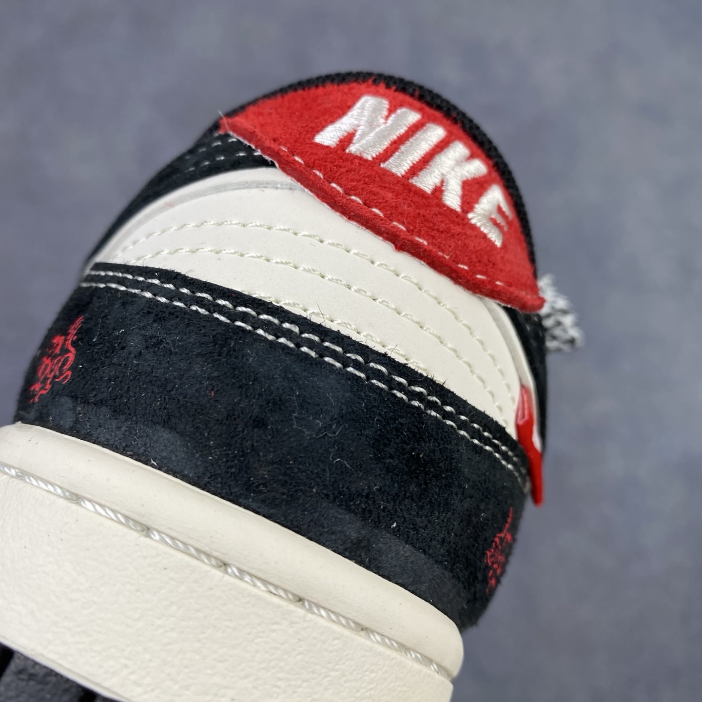 特价 DIY 特价 海外爆款限量发售!高端定制Nike SB Dunk Low “巴黎世家联名---米白灰”高端定制 特价 DIY 特价 海外爆款限量发售!高端定制Nike SB Dunk Low “巴黎世家联名---米白灰”高端定制