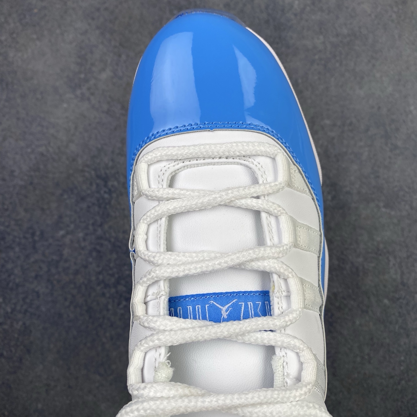 库存表特价 秋冬特价#Top纯原  Air Jordan  多系列尾单 原厂皮革 舒适运动 防滑减震 高帮 黑脚趾 行业