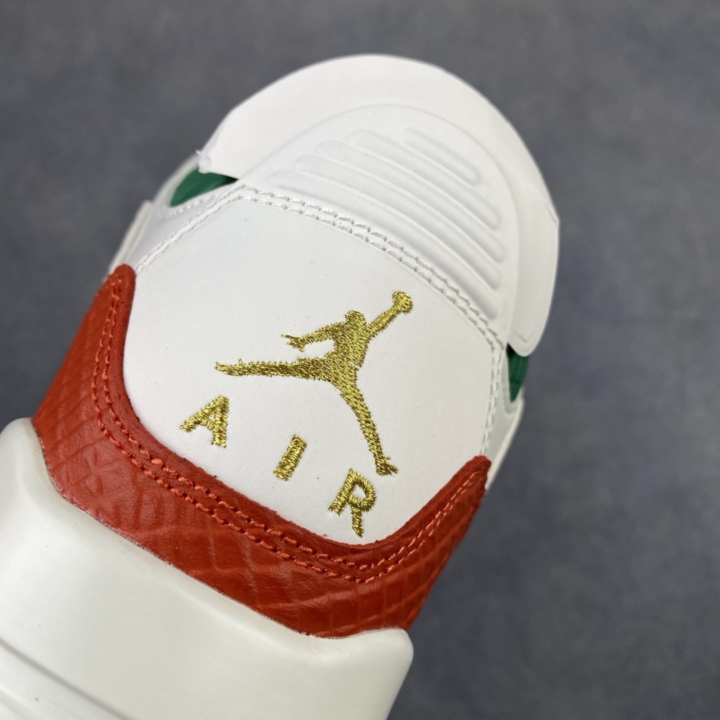 特价 秋冬特价#Top纯原  Air Jordan  多系列尾单 原厂皮革 舒适运动 防滑减震 高帮 黑脚趾 行业天花板