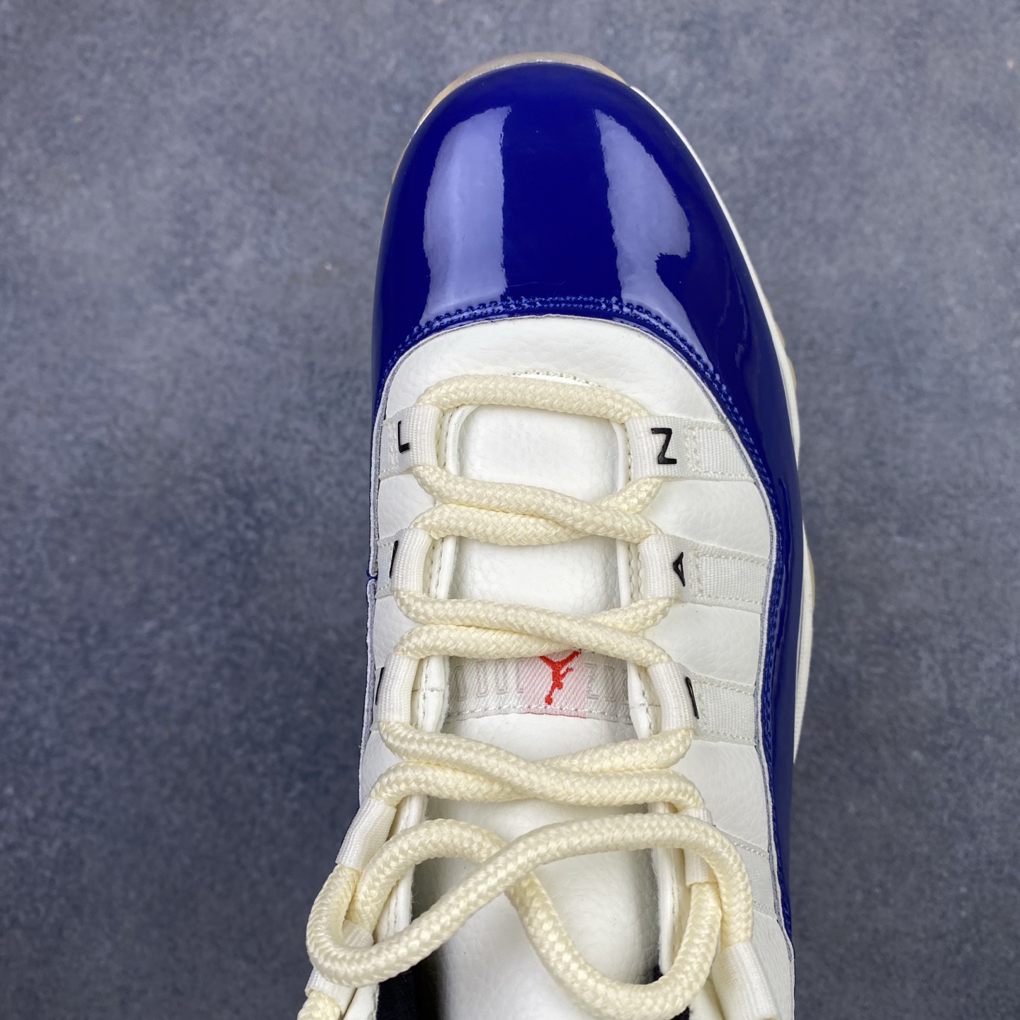 特价 秋冬特价#Top纯原  Air Jordan  多系列尾单 原厂皮革 舒适运动 防滑减震 高帮 黑脚趾 行业天花板