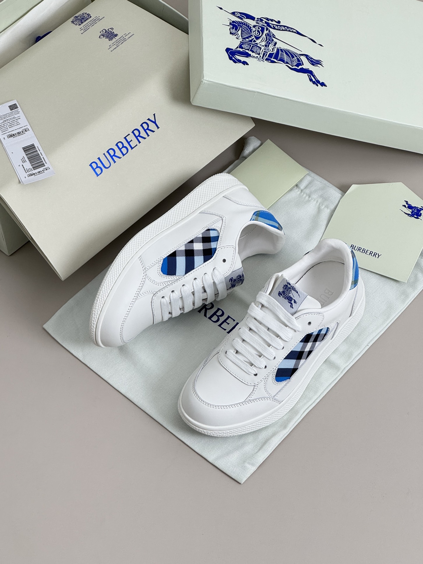 버버리 신발 80303 Burberry Shoes