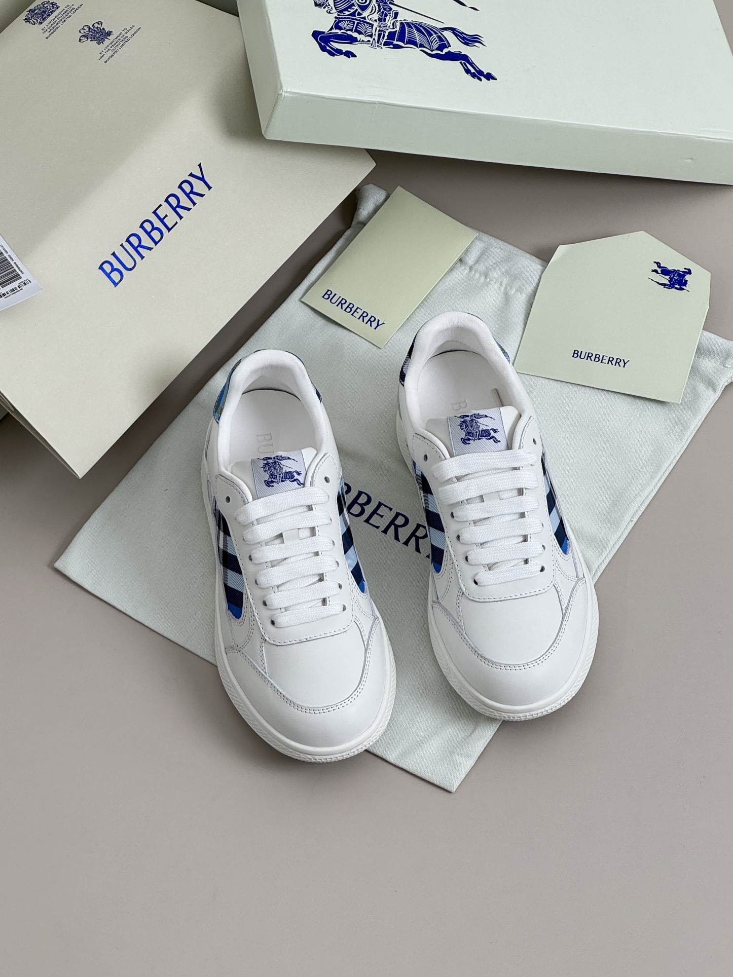 NO:588944,White,19860909白色,,Men's shoes