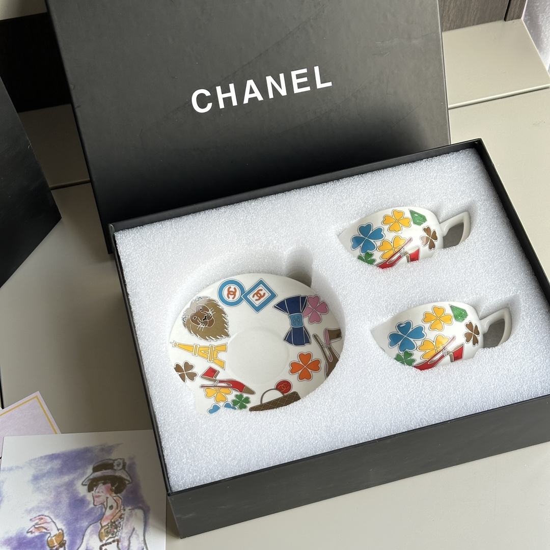 Chanel item