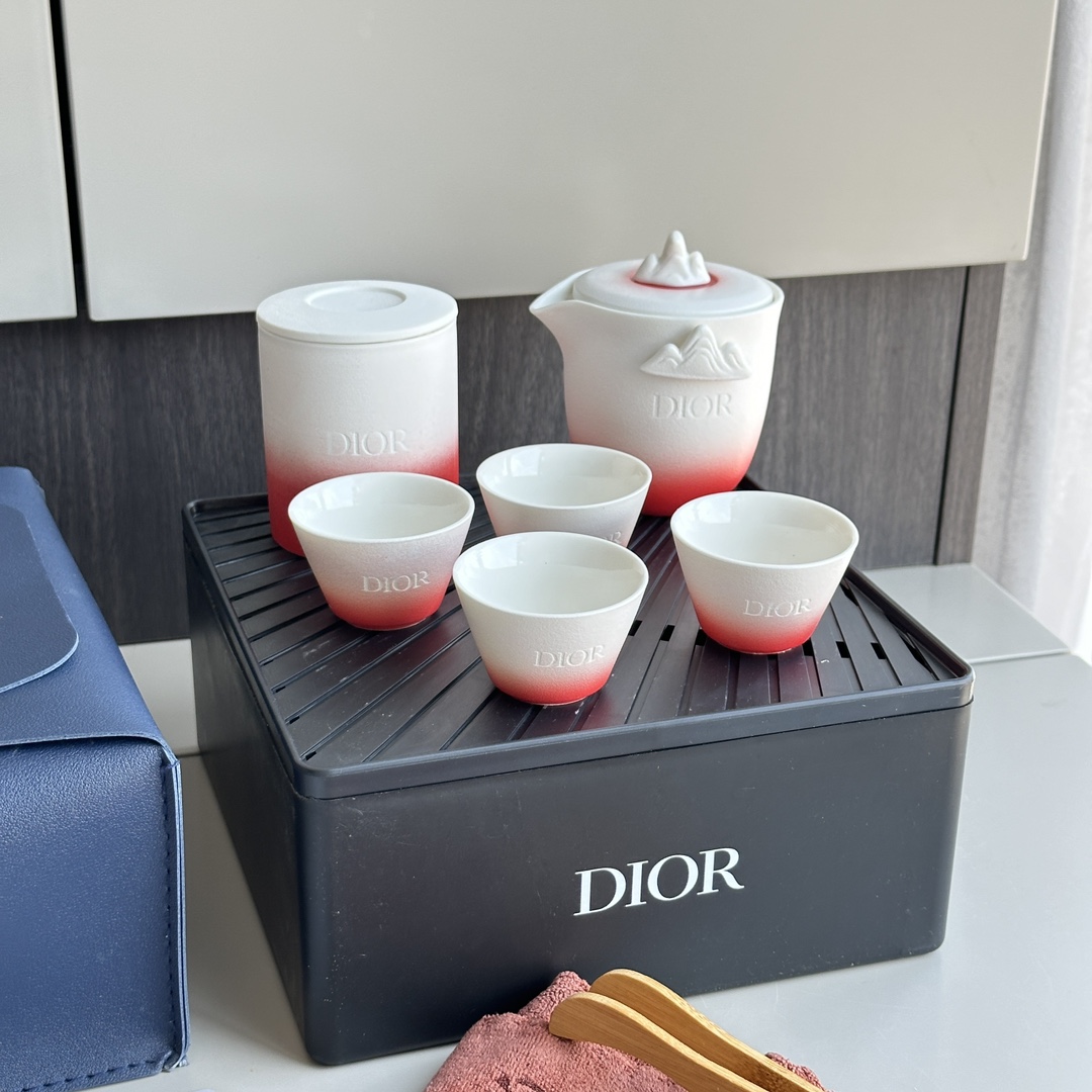 Dior Chinese Tea Set with Leather Case - Comprehensive 5