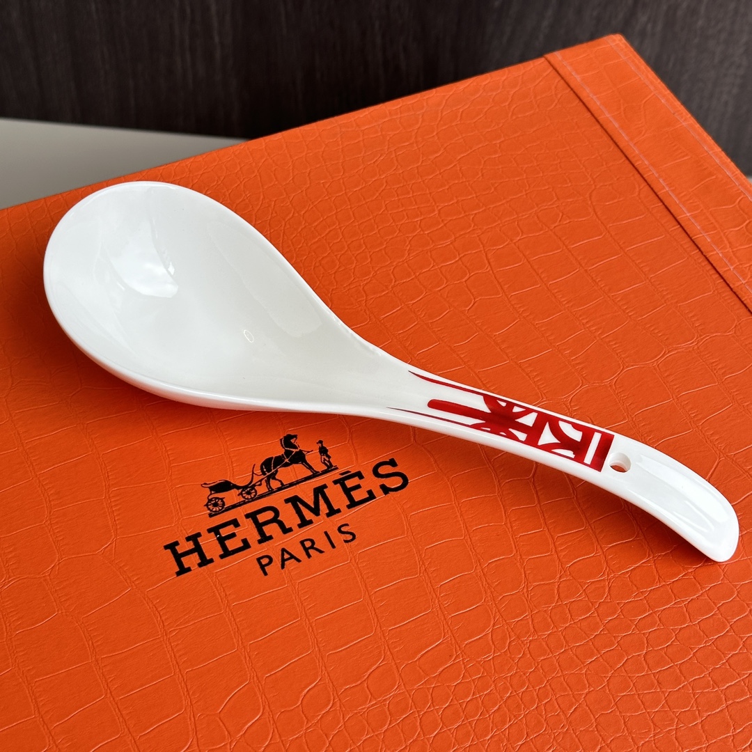 Soup Spoon (1): Length 24 cm - Comprehensive 3