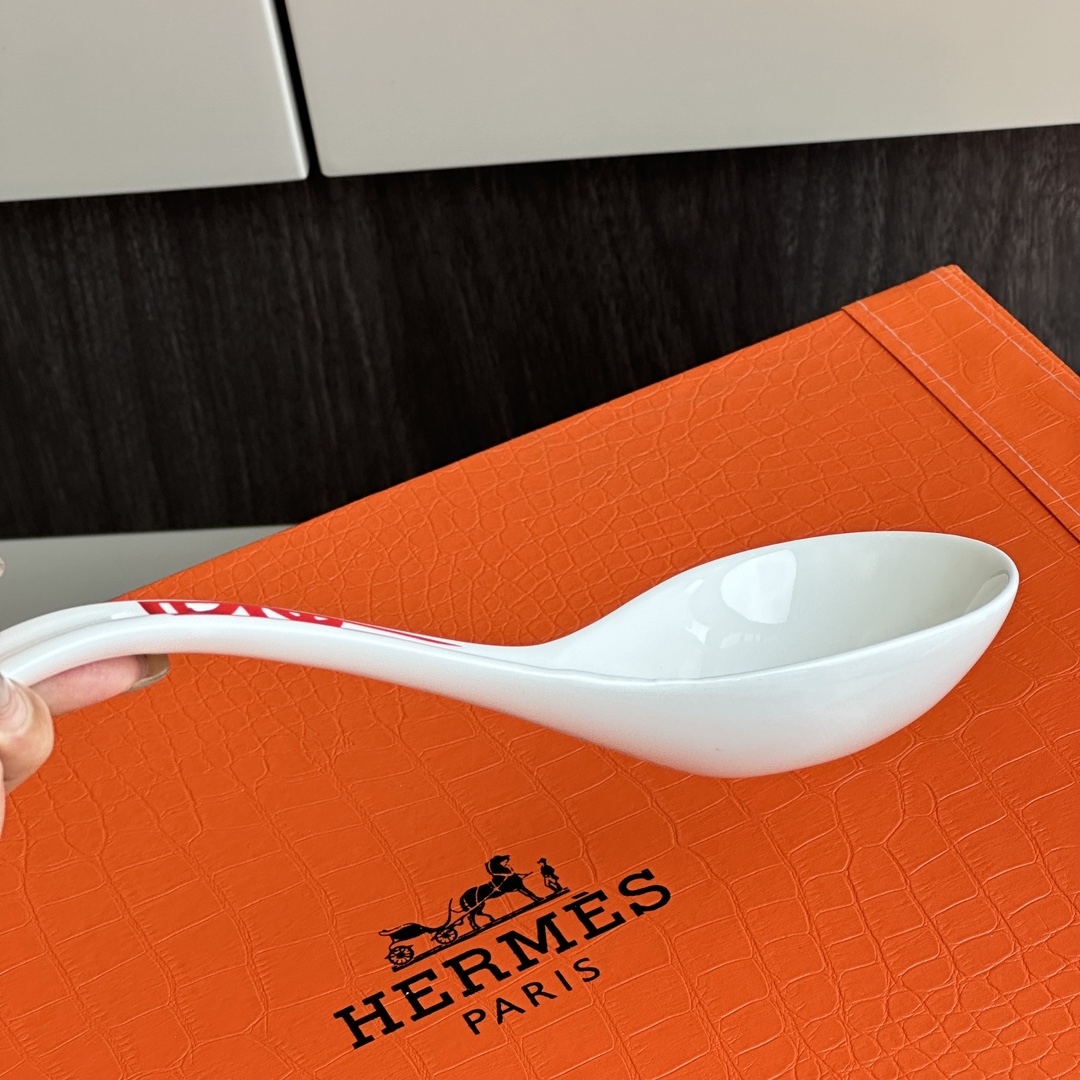 Soup Spoon (1): Length 24 cm - Comprehensive 6