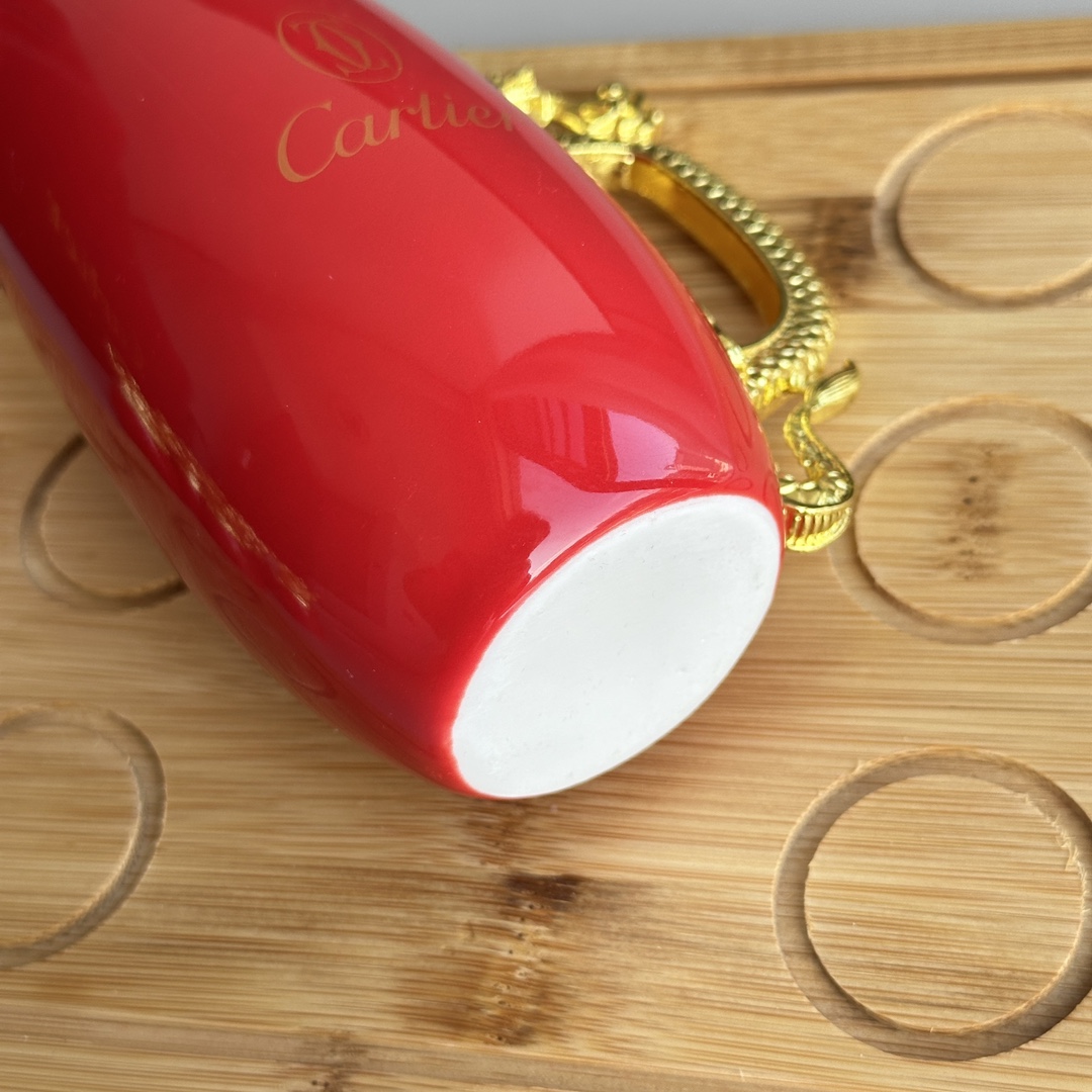 分酒器器身Cartier字样设计 6