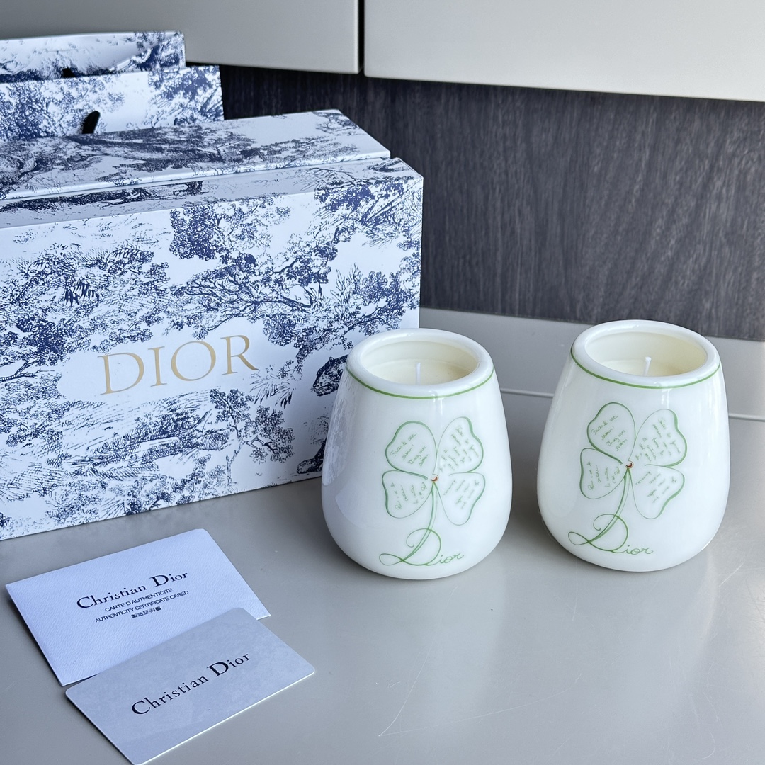 DIOR铃兰系列四叶草羊脂玉陶瓷罐香薰蜡烛 3