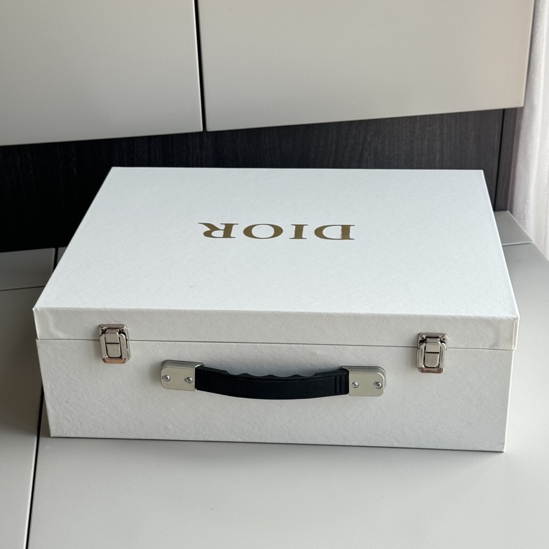 Dior迪奥无限梦境系列幸运星28件套骨瓷餐具 2