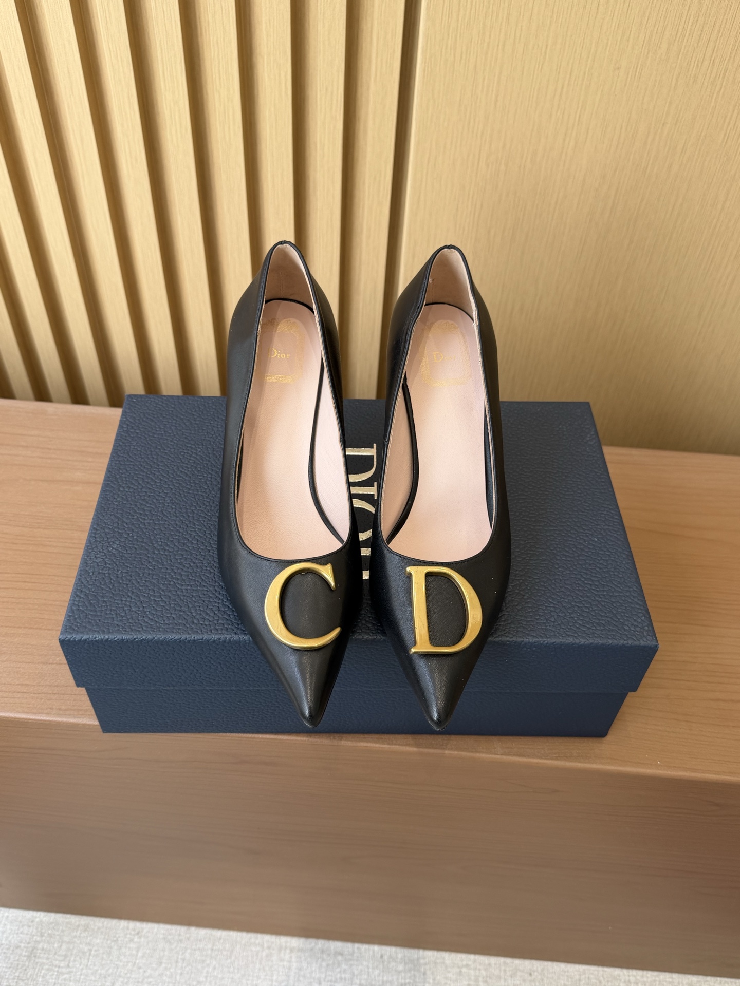 Dio* · 25a CD ♺/ ♺ ♺ ♺ TAGLIA 35-39 40#