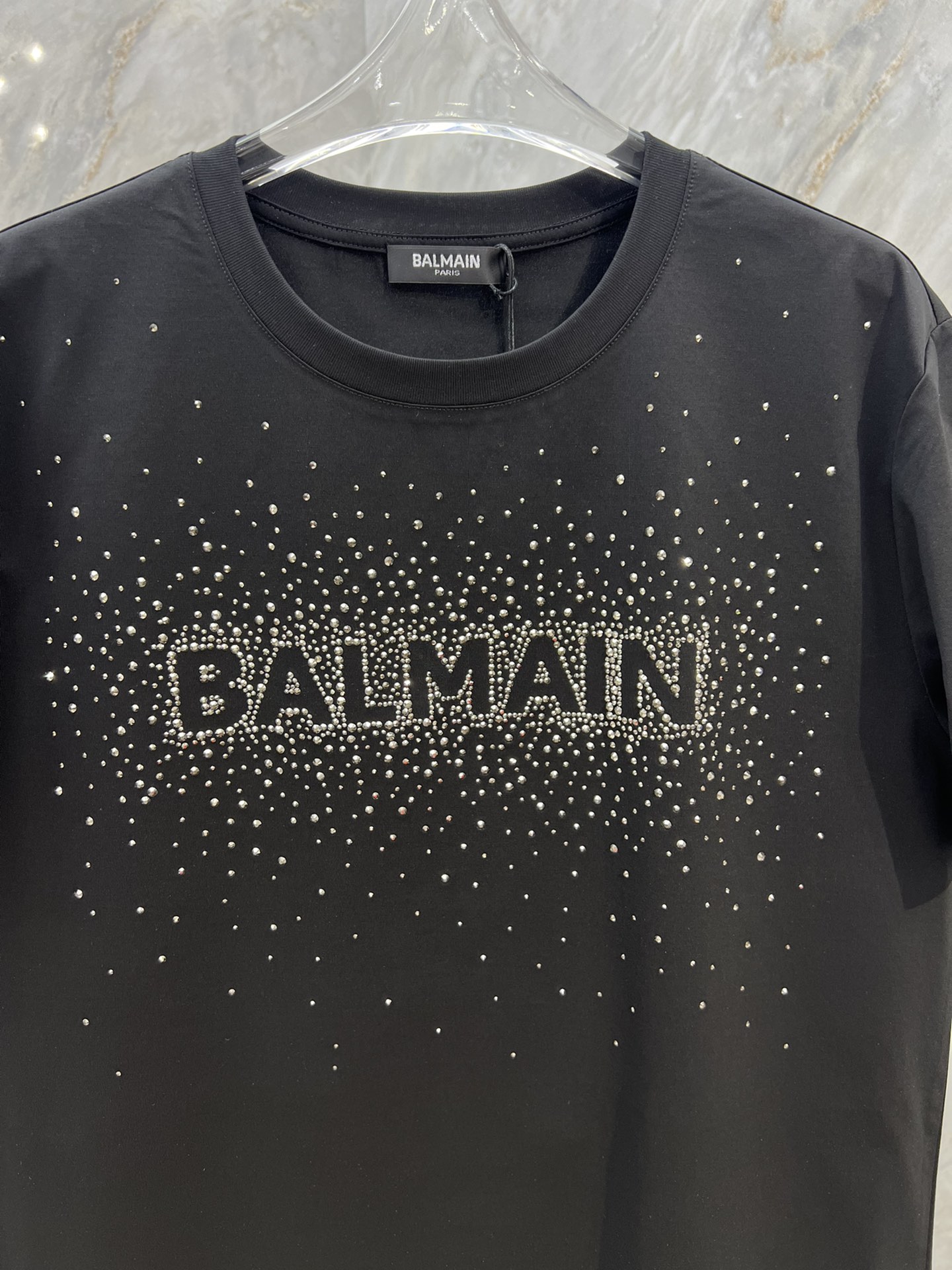 BALMAIN/巴尔曼24ss新款男装复古徽标水晶缀饰棉质短袖T恤正面水晶装饰彰显巴尔曼品牌格调演绎品牌