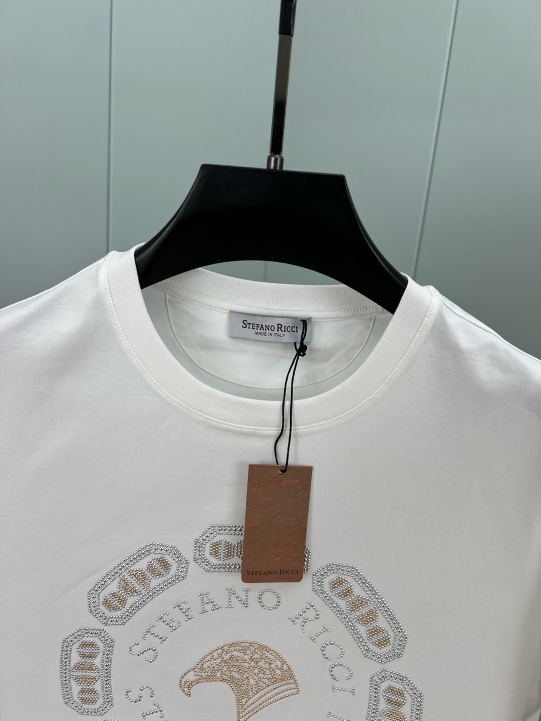 Stefano Ricci’s Spring/Summer 25 Collection: Eagle Nail Design Short-Sleeve T-Shirt in Custom Silk-Ray Cotton - 图片 3