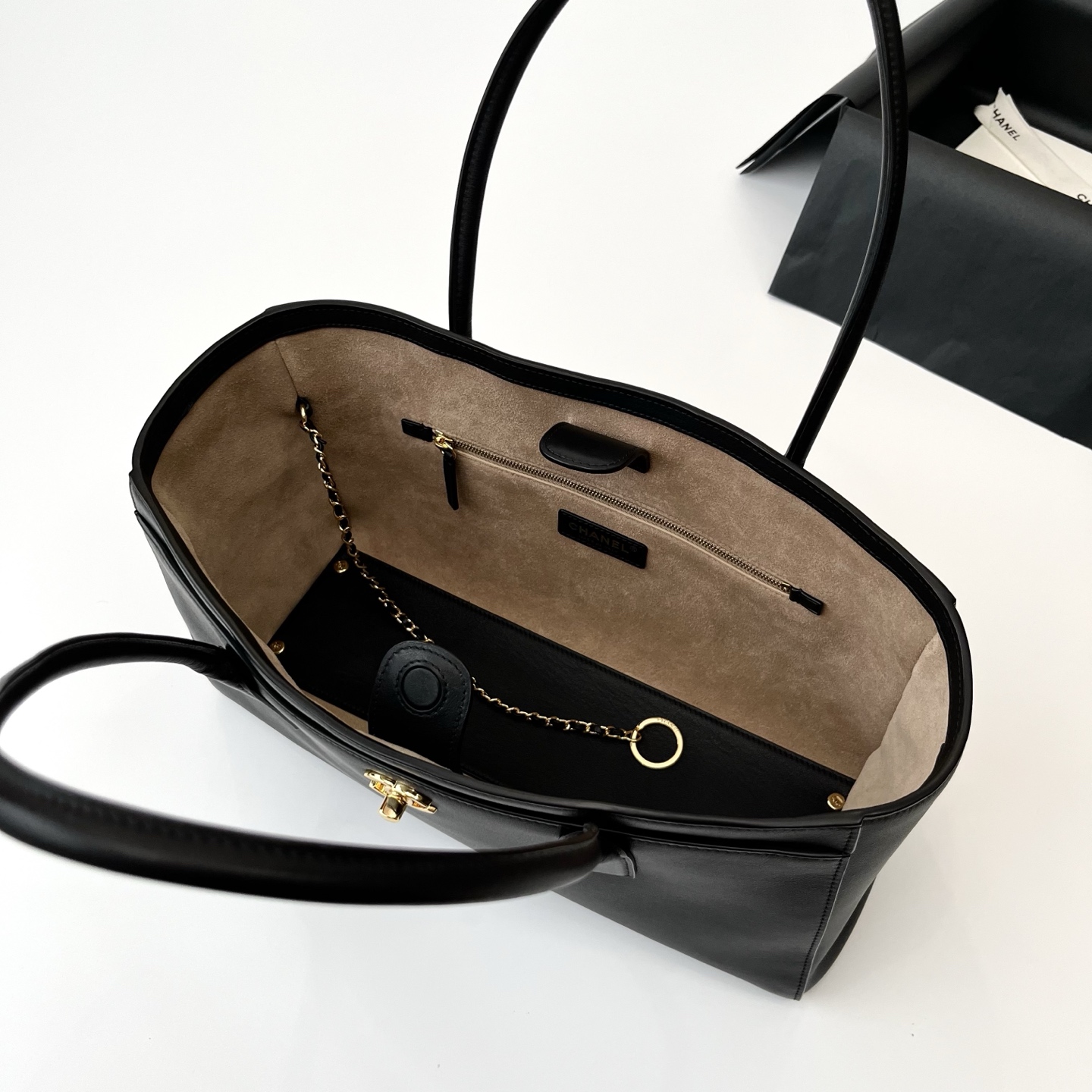 샤넬 26 S 토트백 141498 썸네일 이미지