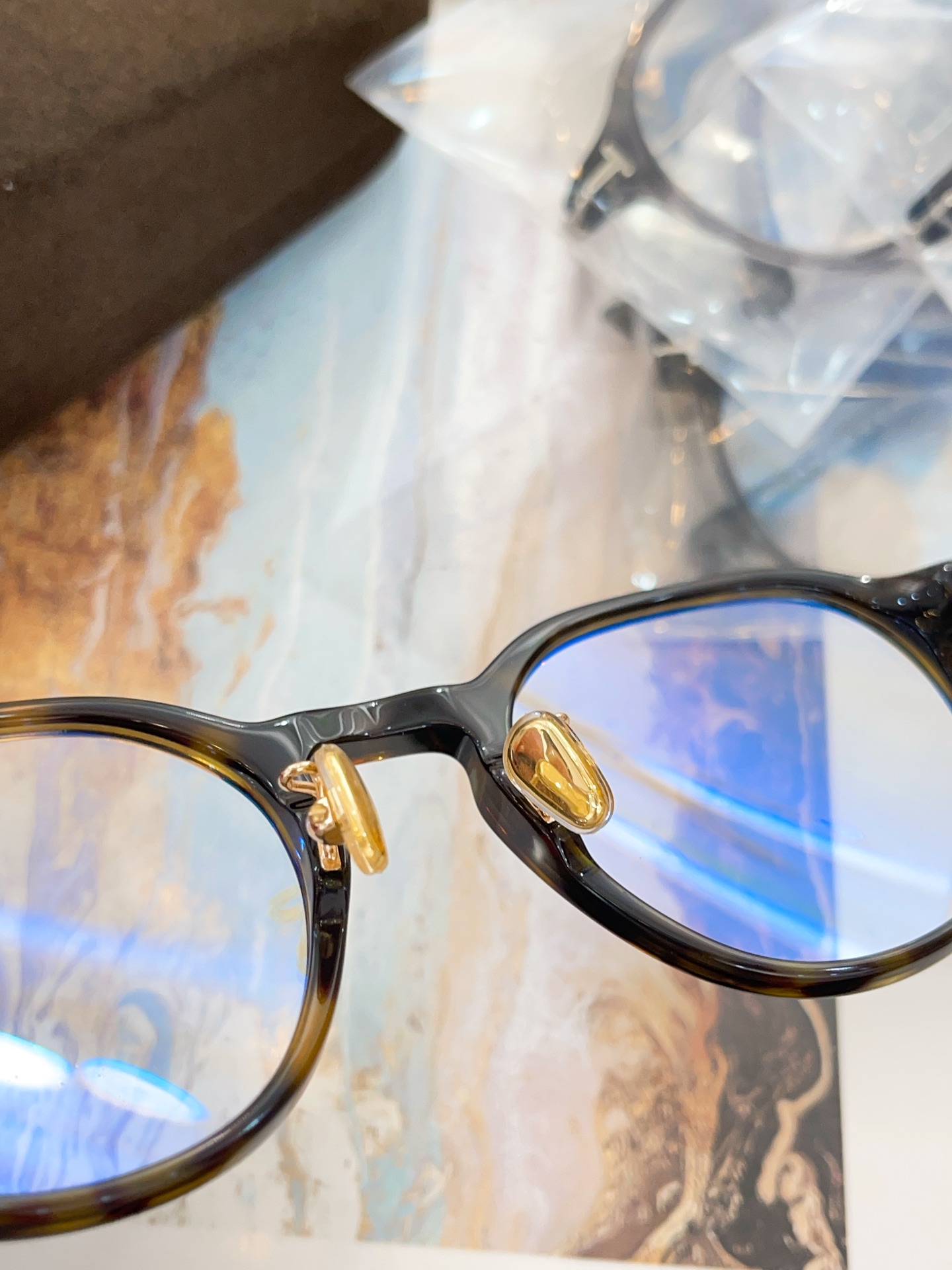 TOM FOR*💫💫💫MODEL：TF5777-D-B💫💫💫SIZE：51口22-145💫💫💫高版本～～