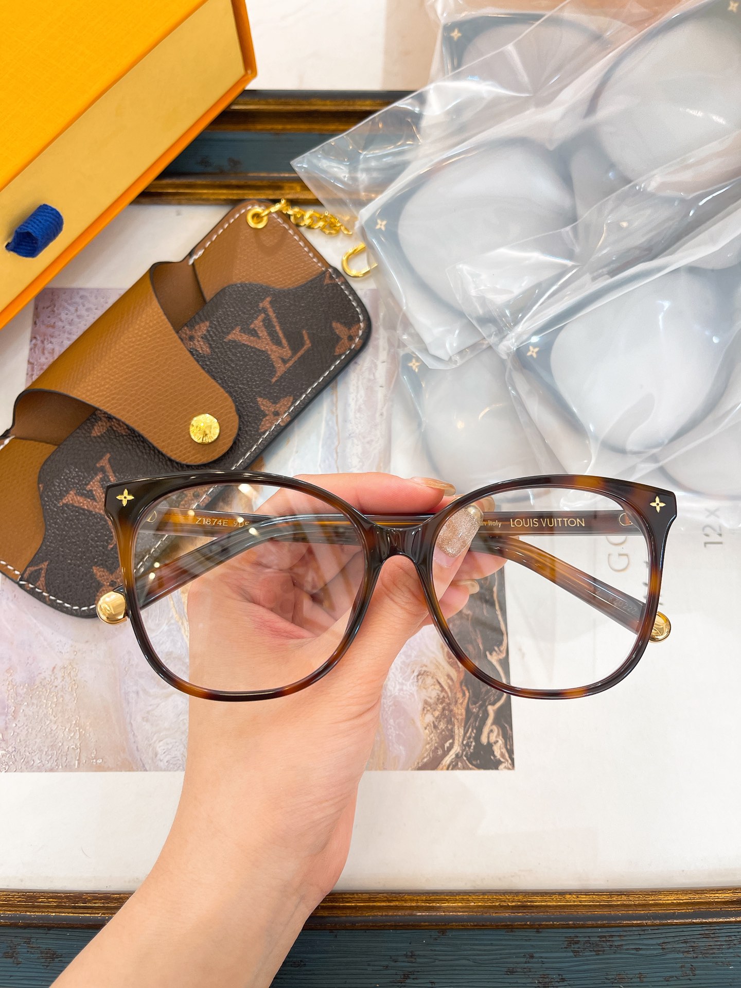 Louis Vuitton LOUIS VUITTON可配近视镜片，Z1874E
