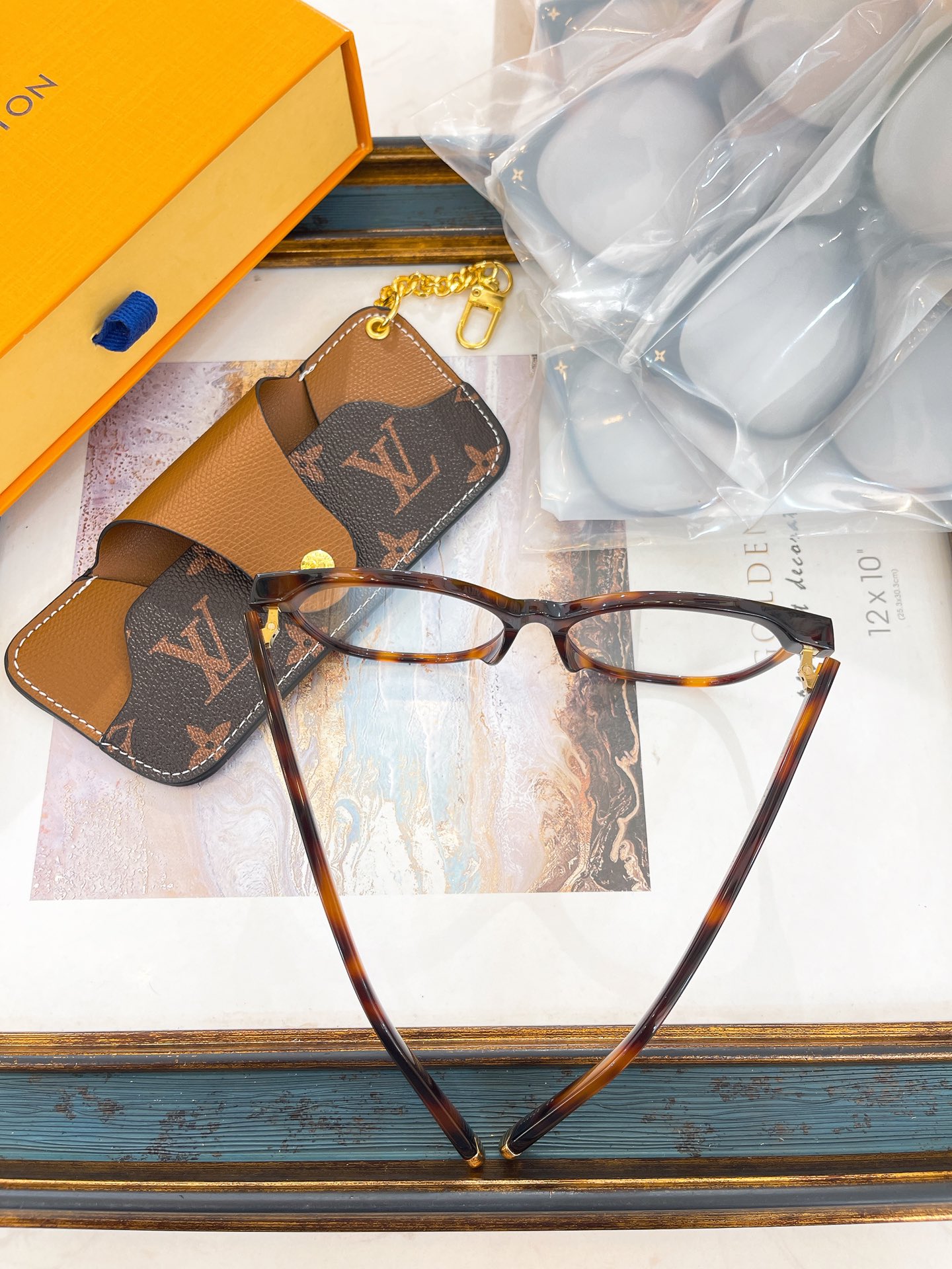 Louis Vuitton LOUIS VUITTON可配近视镜片，Z1874E