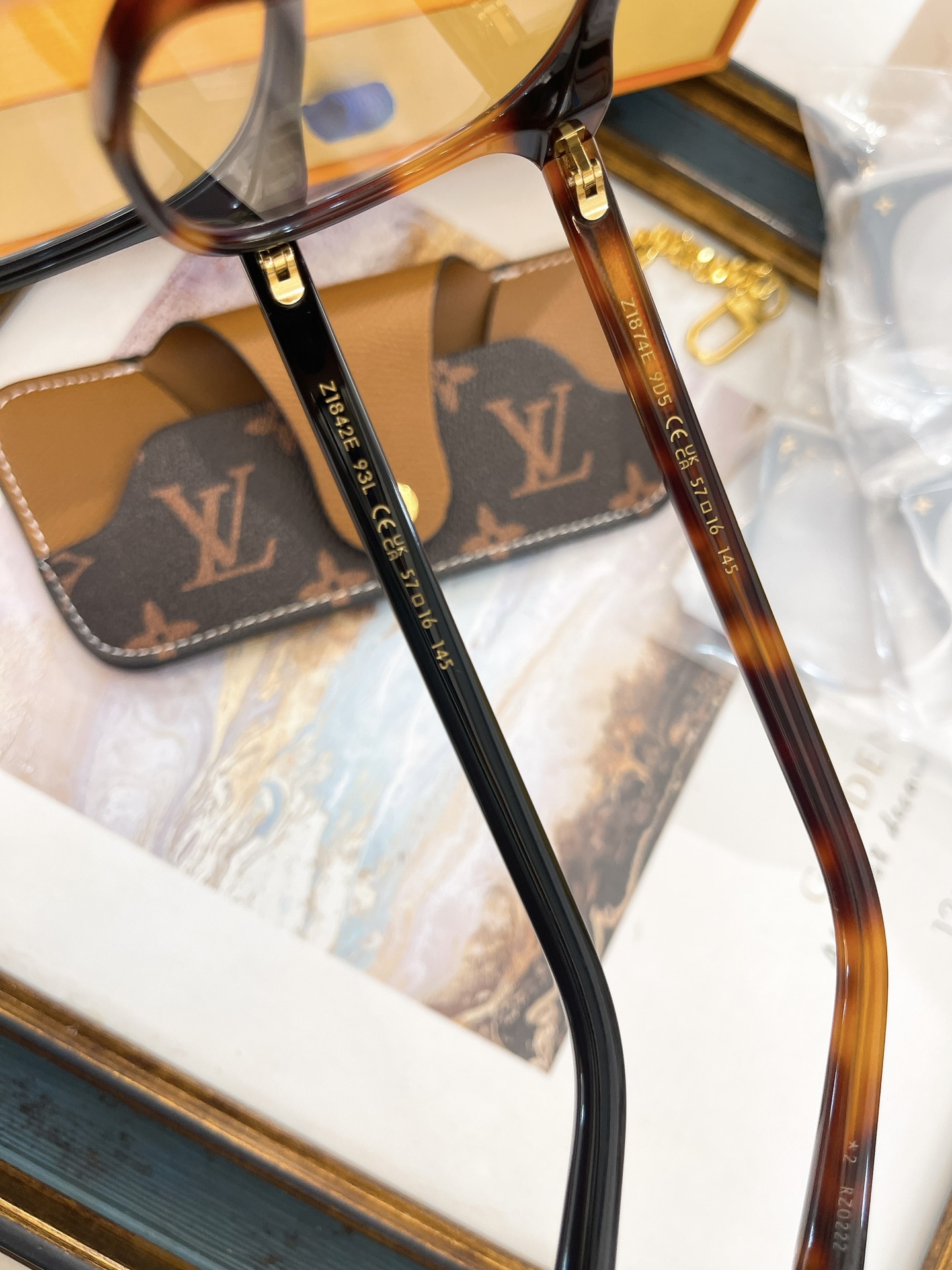 Louis Vuitton LOUIS VUITTON可配近视镜片，Z1874E