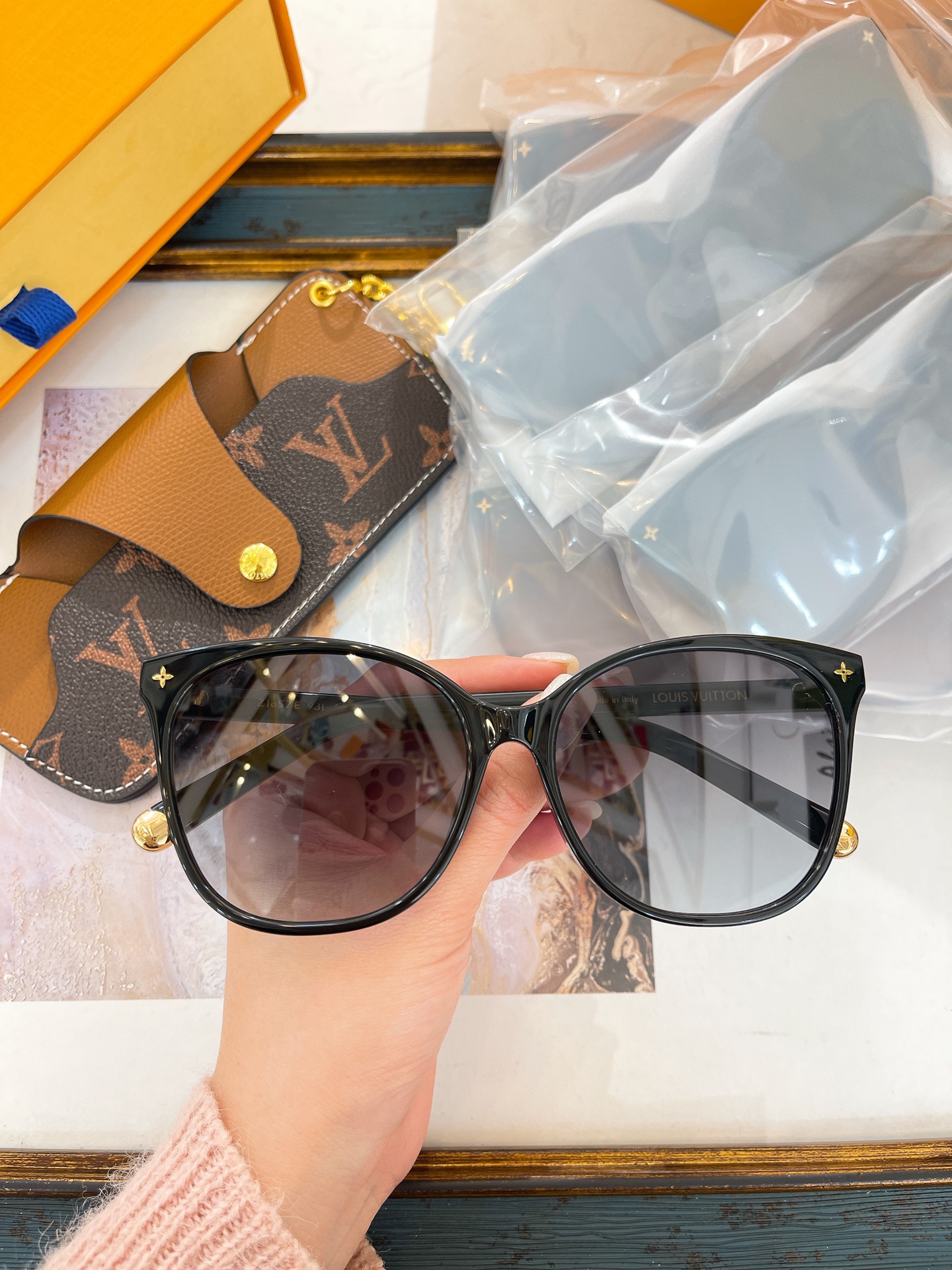 Louis Vuitton LOUIS VUITTON太阳眼镜