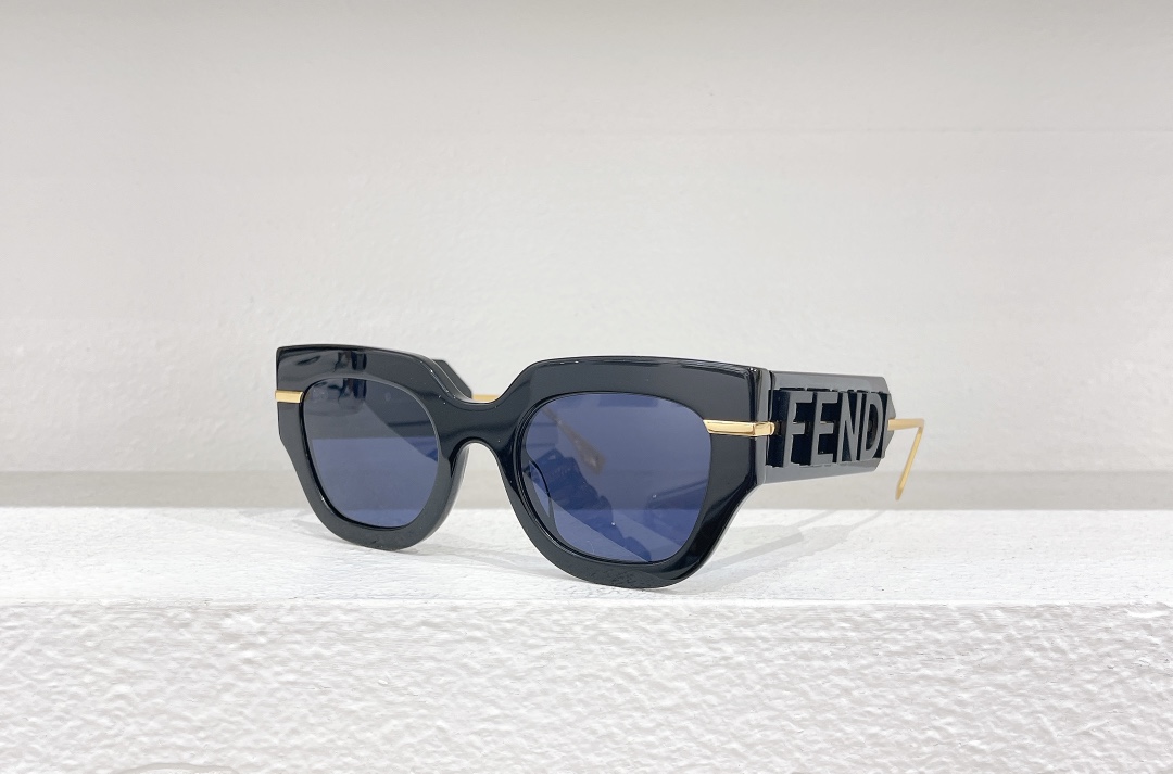 Fendi 芬迪墨镜