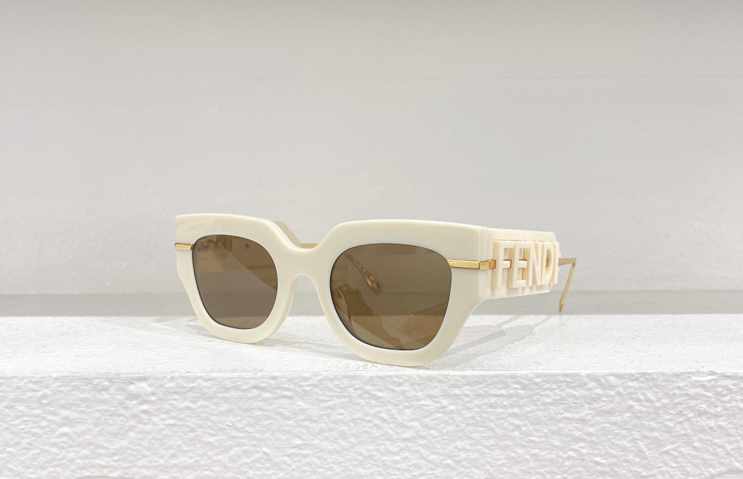 Fendi 芬迪墨镜