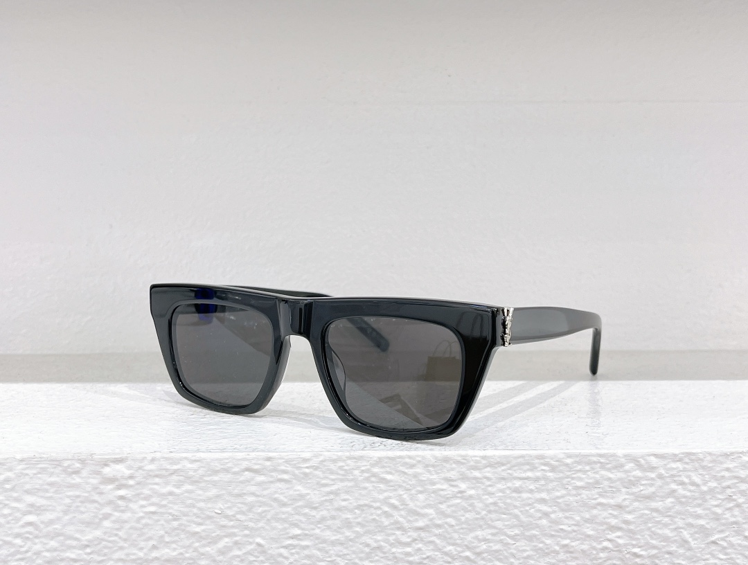 SAINTLAUREN*MODELSLM131SIZE52口20-140