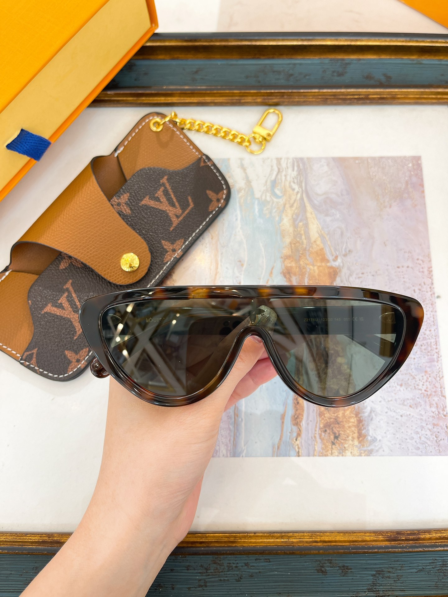 Louis Vuitton LOUIS VUITTON太阳眼镜