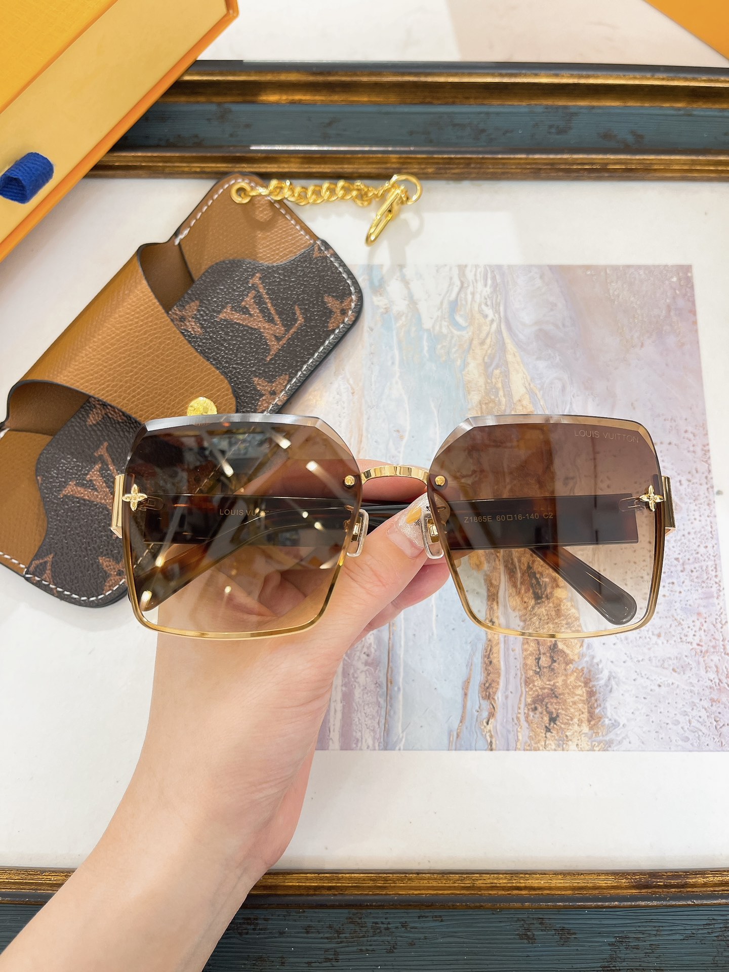 Louis Vuitton LOUIS VUITTON太阳眼镜