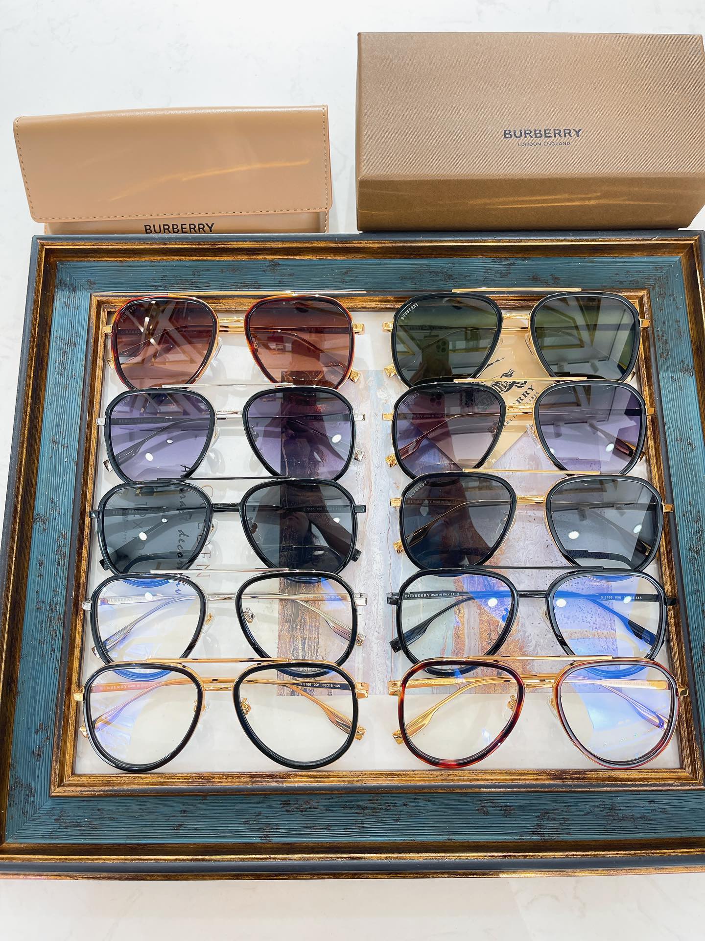 Burberry 巴宝莉墨镜