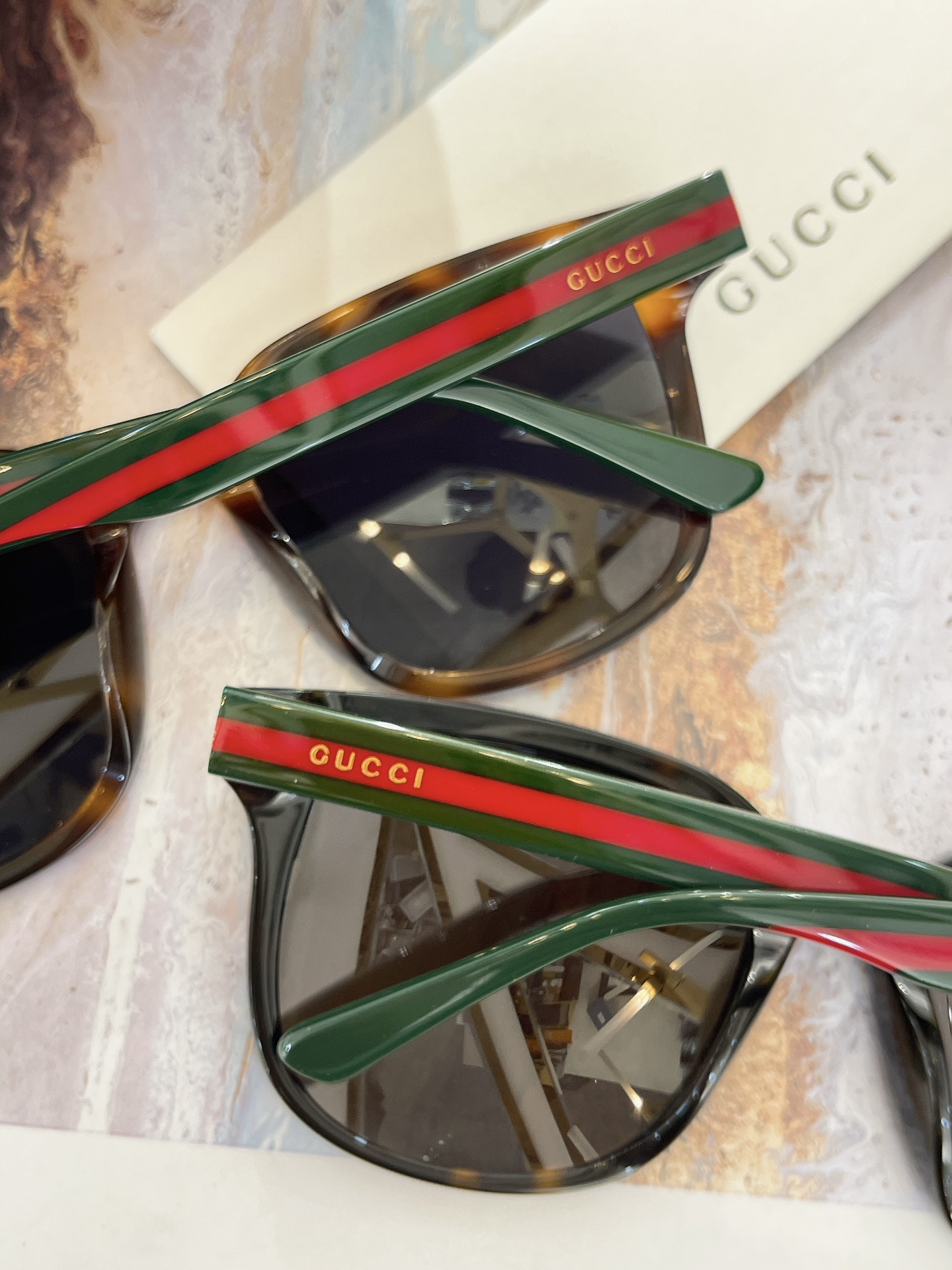 Gucci 古驰墨镜