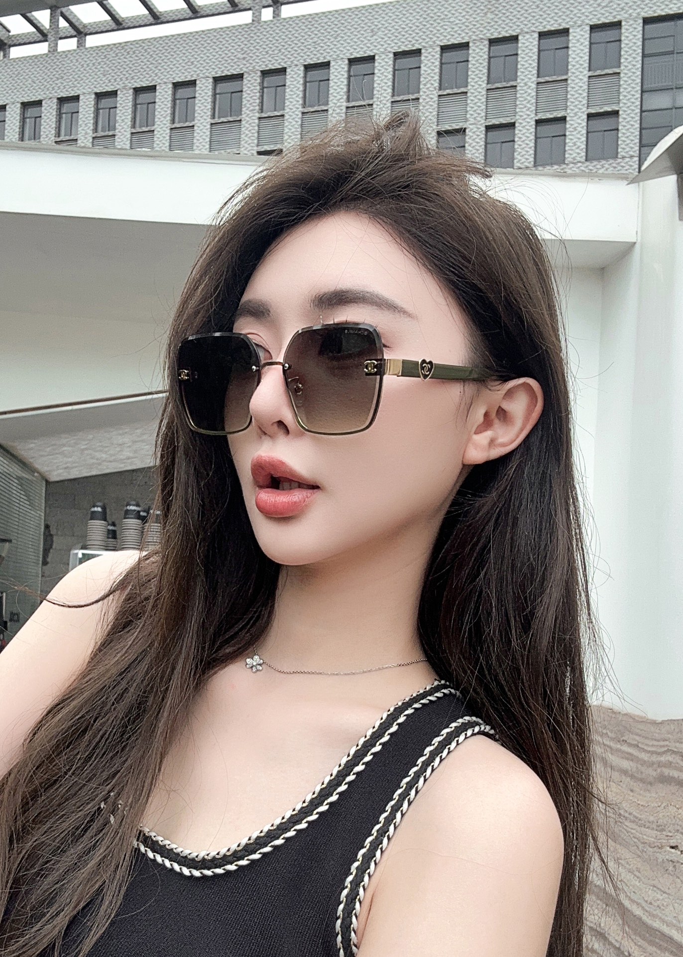 Chanel 香奈儿墨镜