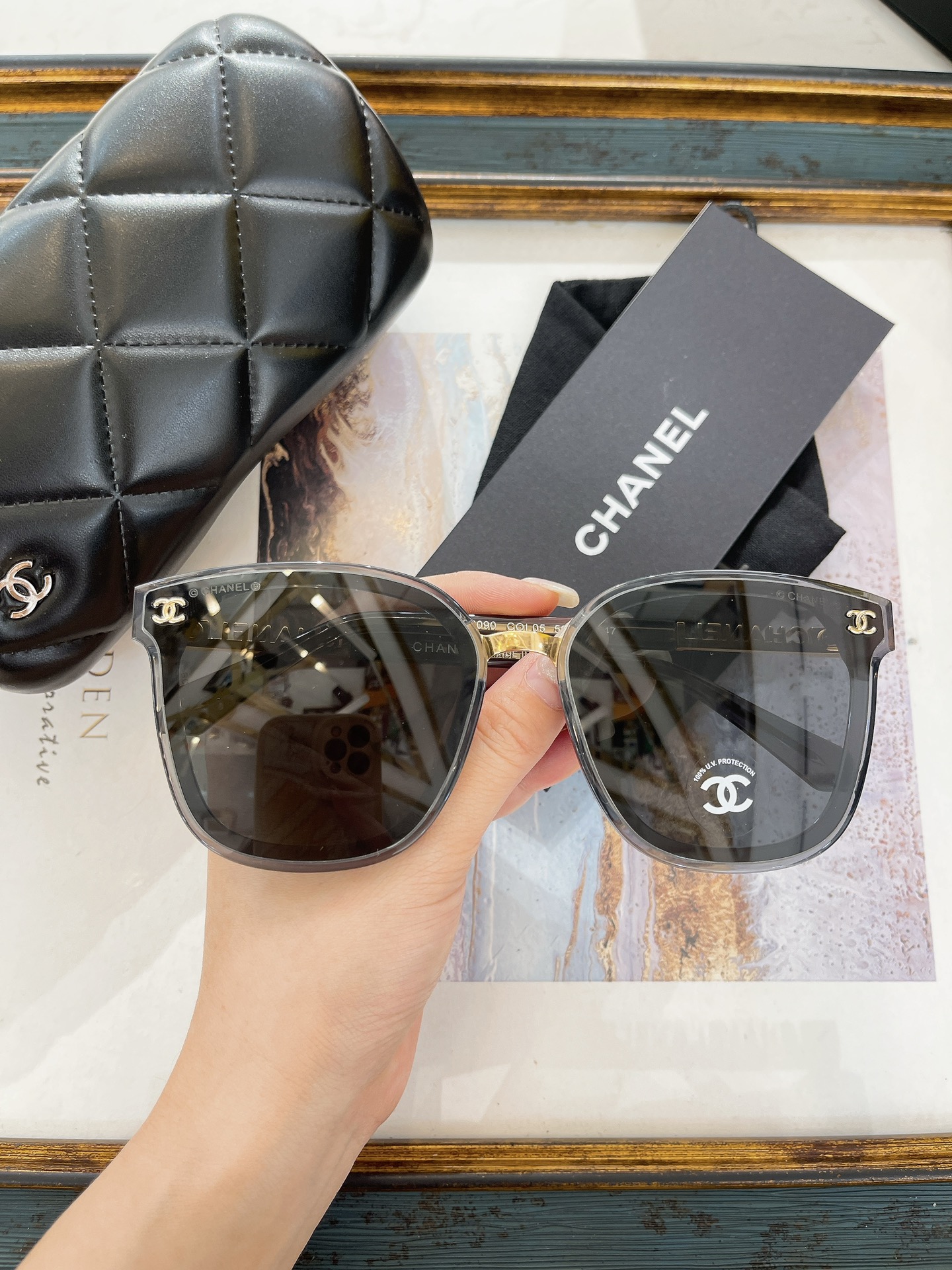 Chanel 香奈儿墨镜