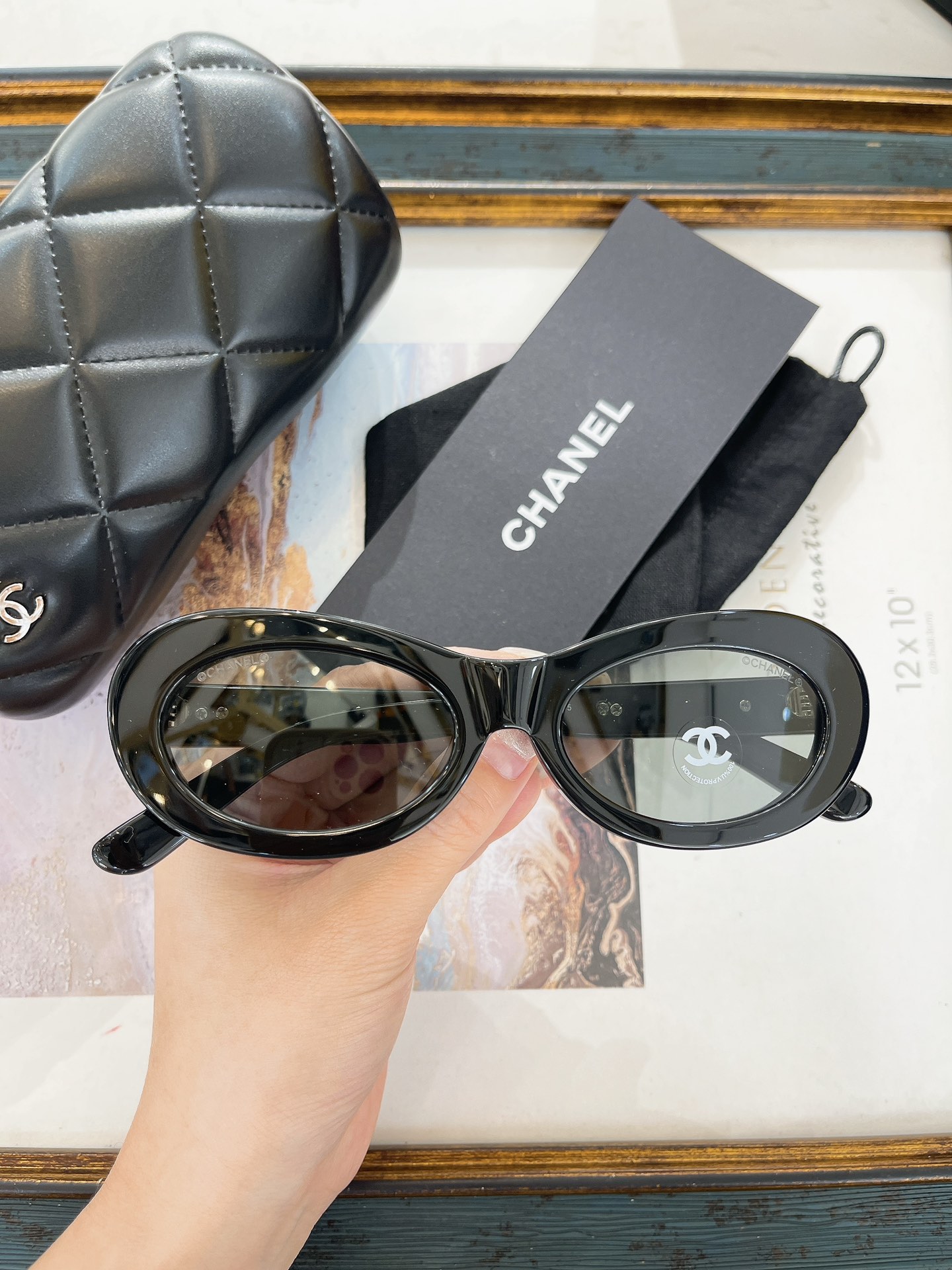 Chanel 香奈儿墨镜