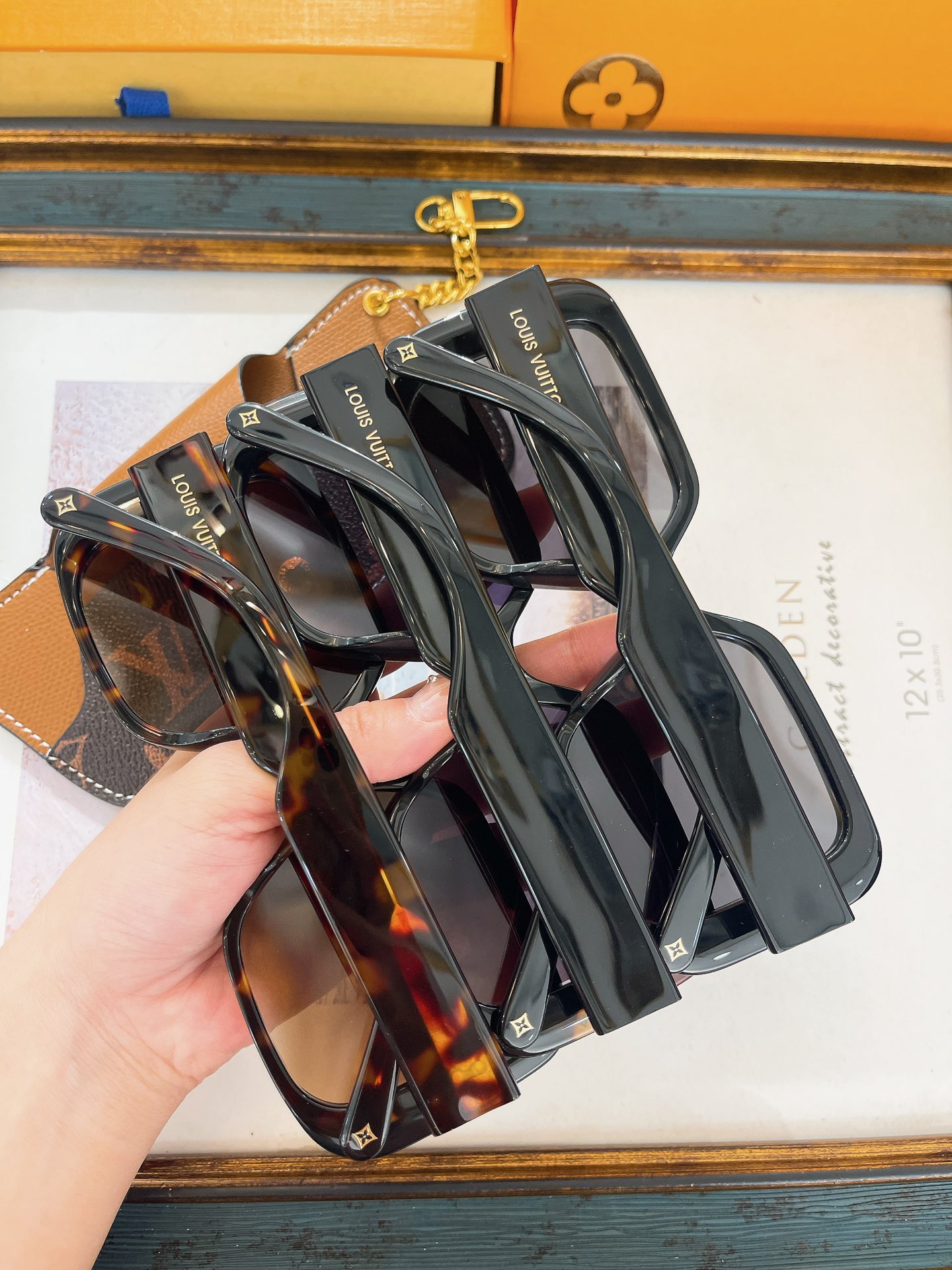 Louis Vuitton LOUIS VUITTON太阳眼镜