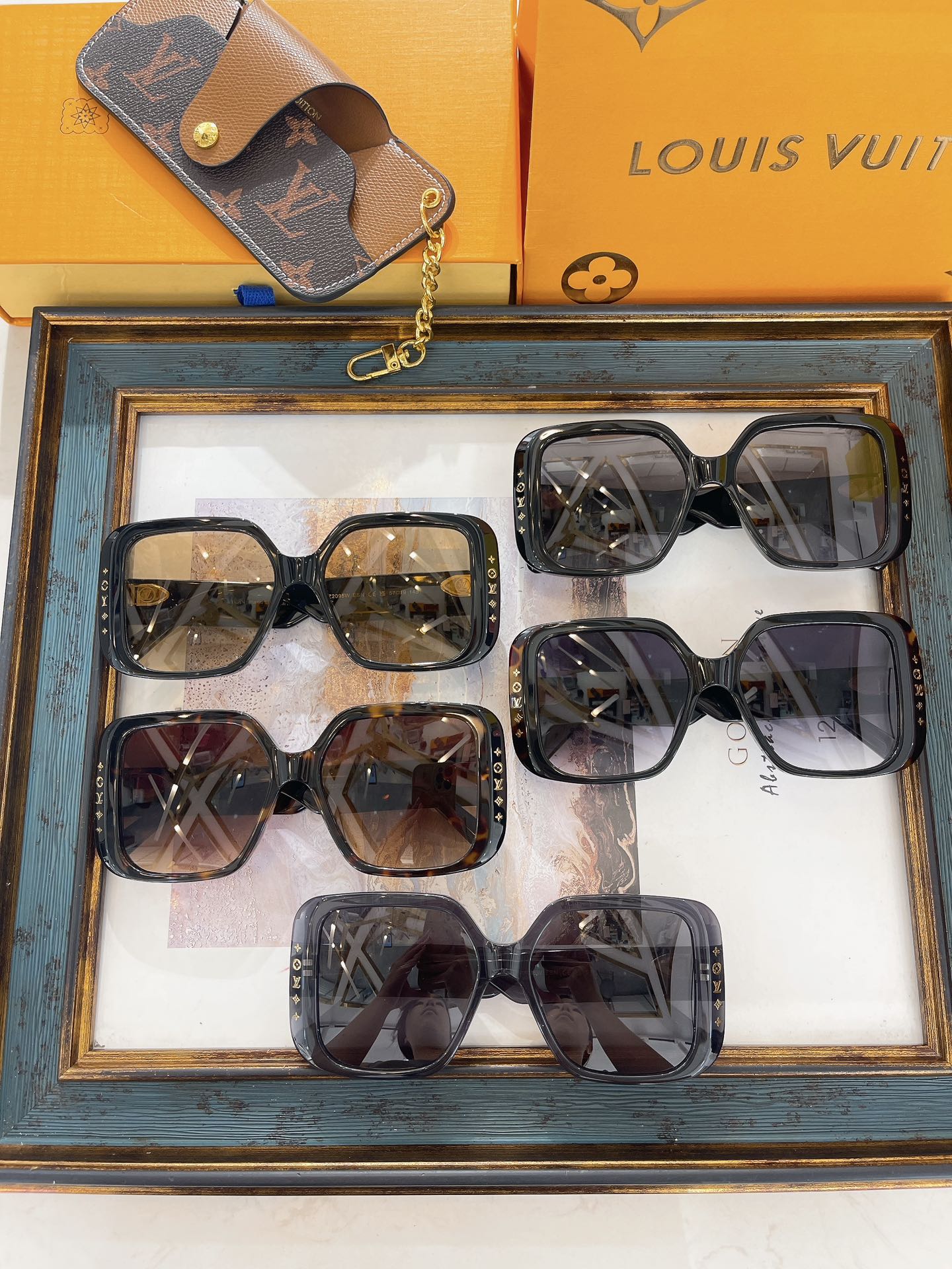 Louis Vuitton LOUIS VUITTON太阳眼镜