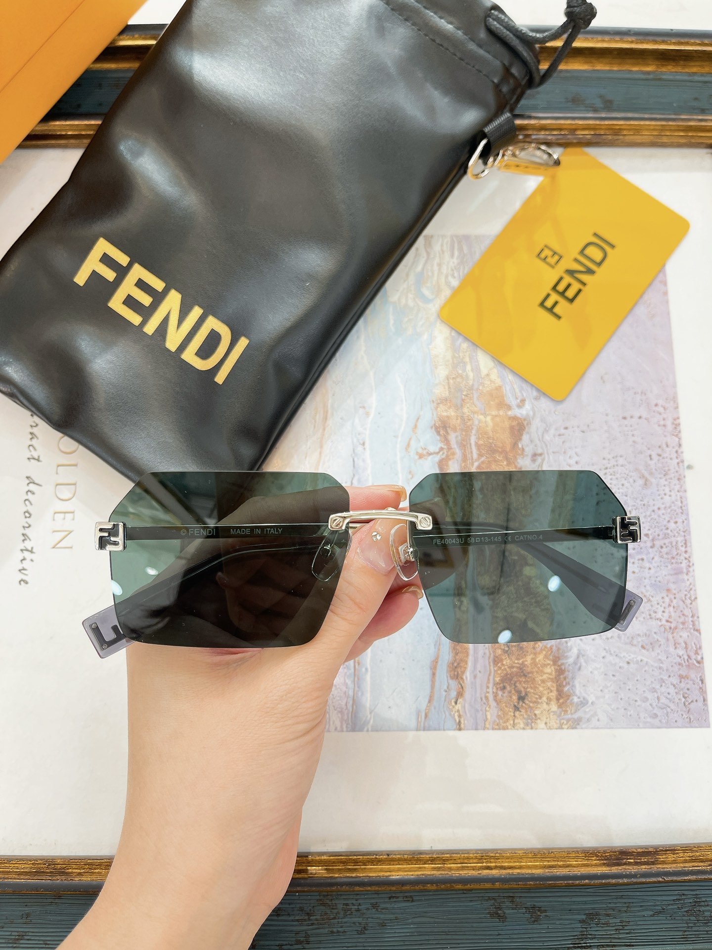 Fendi 芬迪墨镜