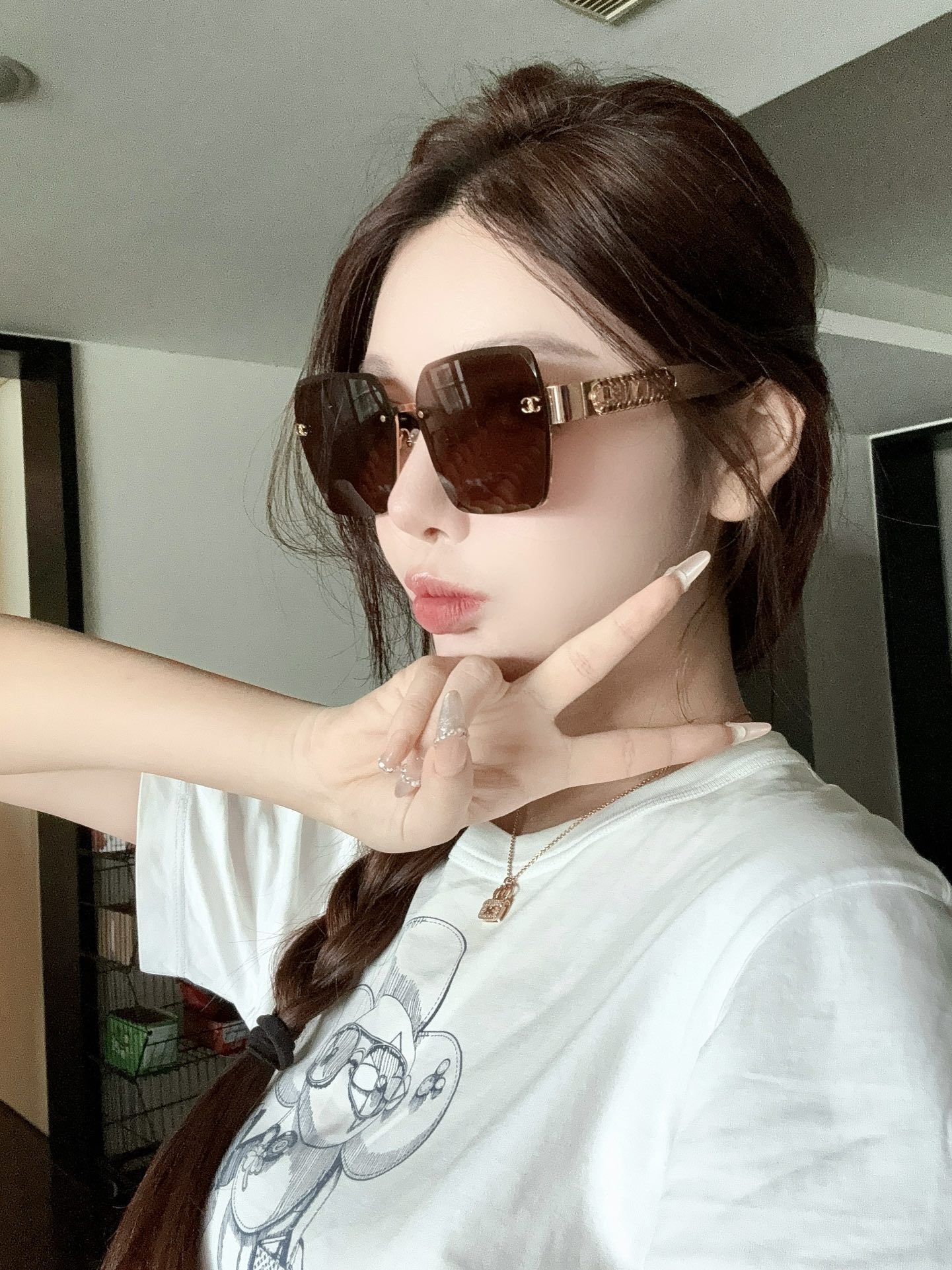 Chanel 香奈儿墨镜