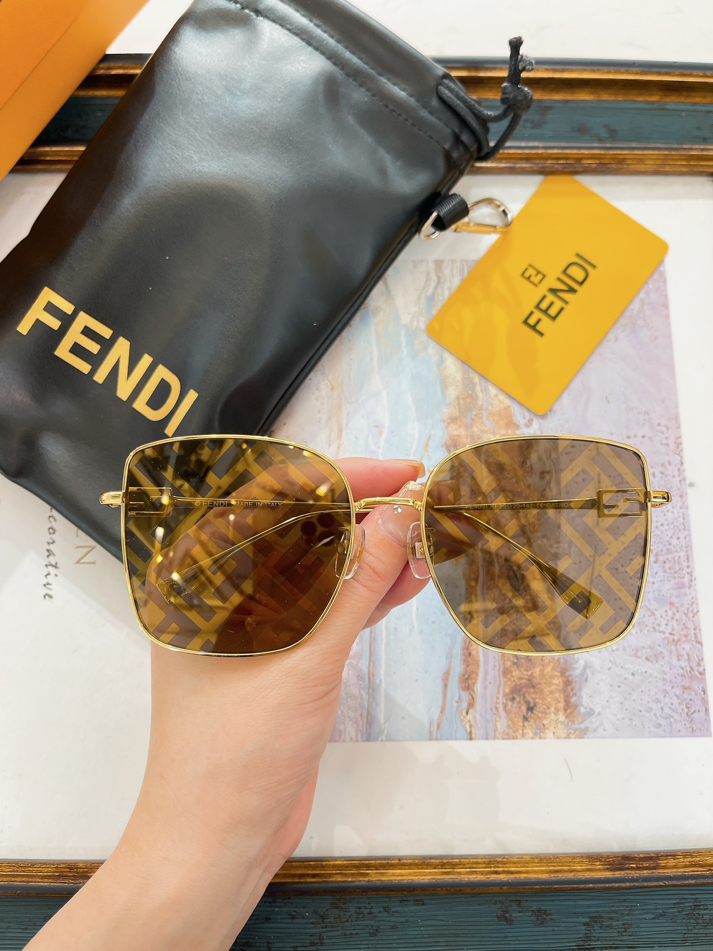 Fendi 芬迪墨镜